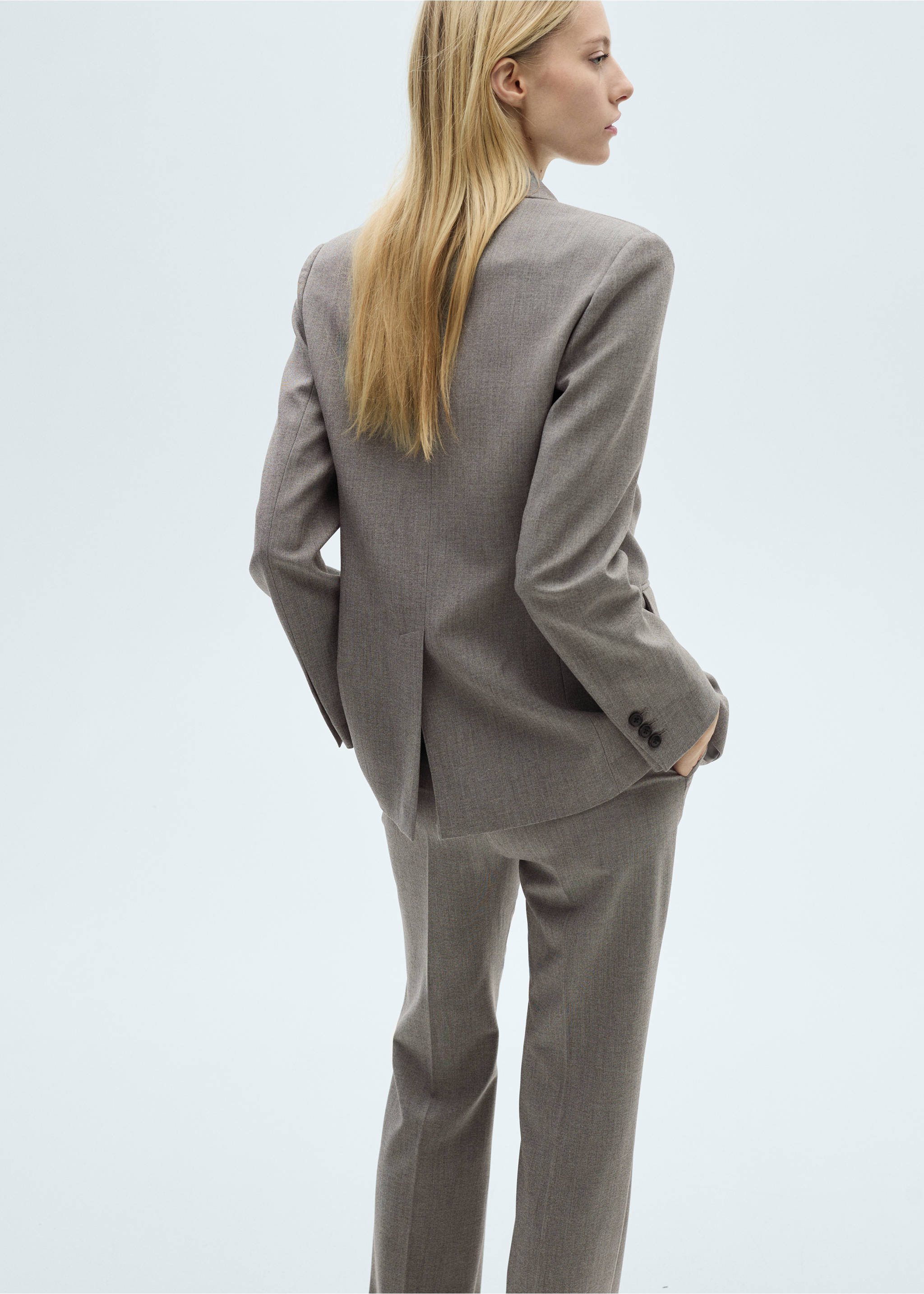 Blazer droit avec poches à rabat - Verso de l’article, Gris. Ref: 87085139-00.