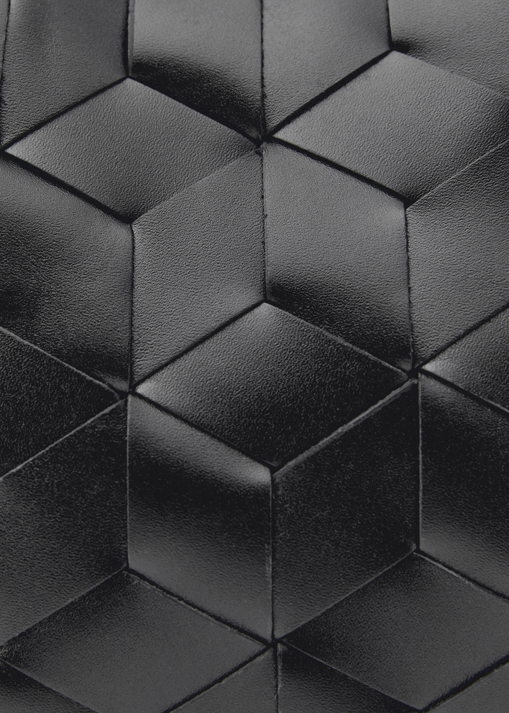 Braided leather shoulder bag - Details of the article 3