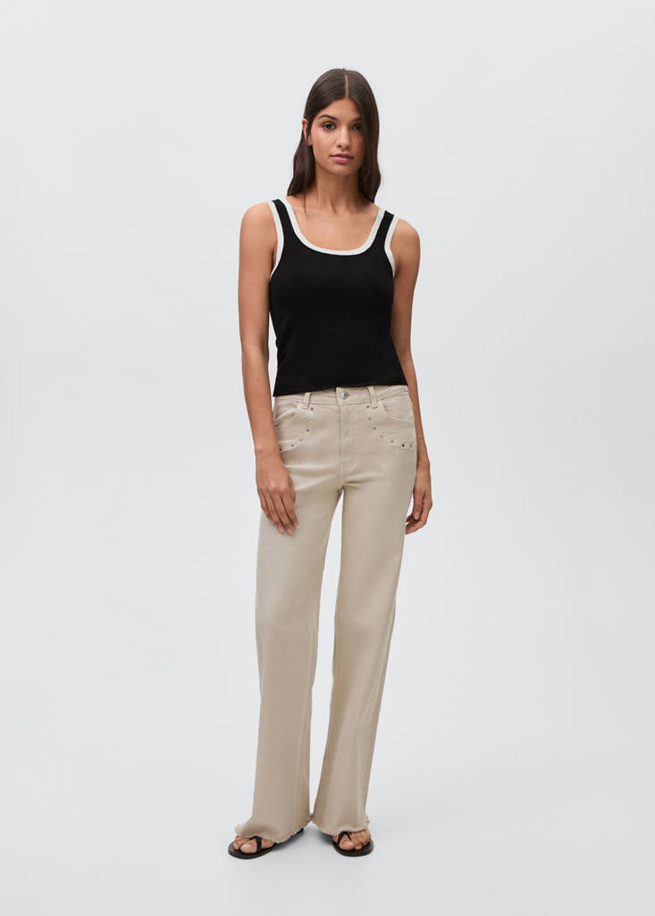 Top with contrasting finishes — Black