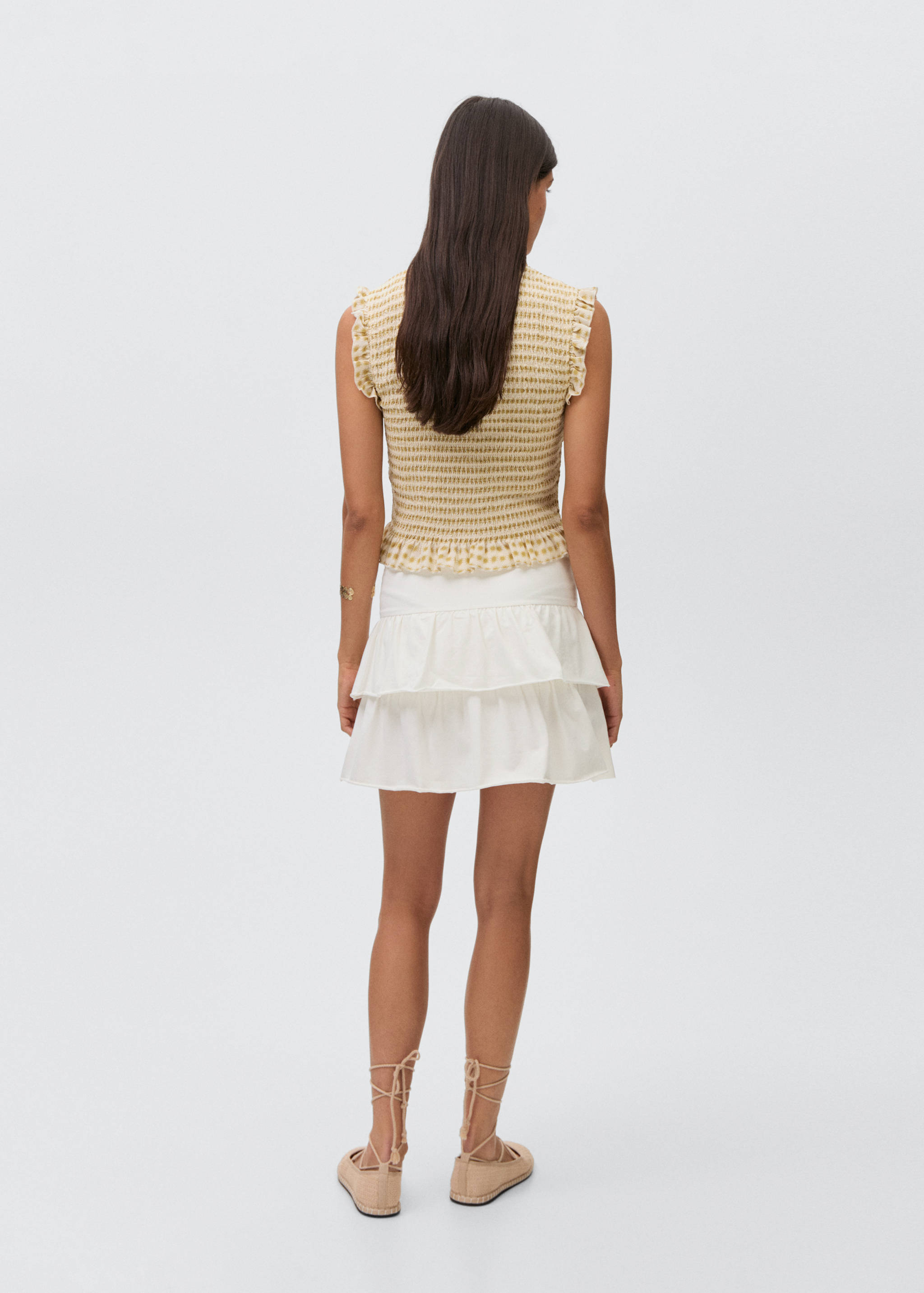 Ruffled mini-skirt trousers - Reverse of the article