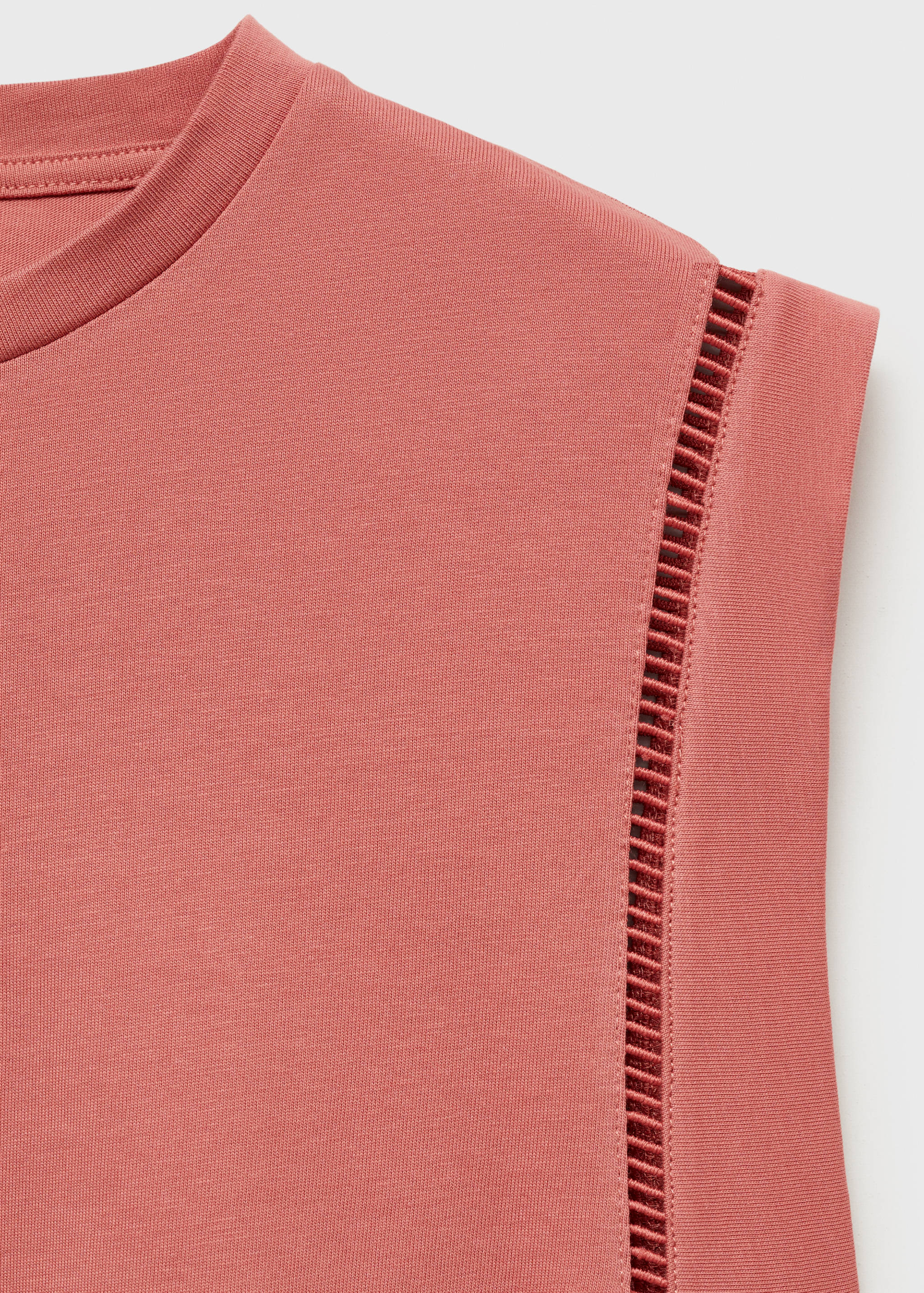 Cotton t-shirt with lace trim - Details of the article 8