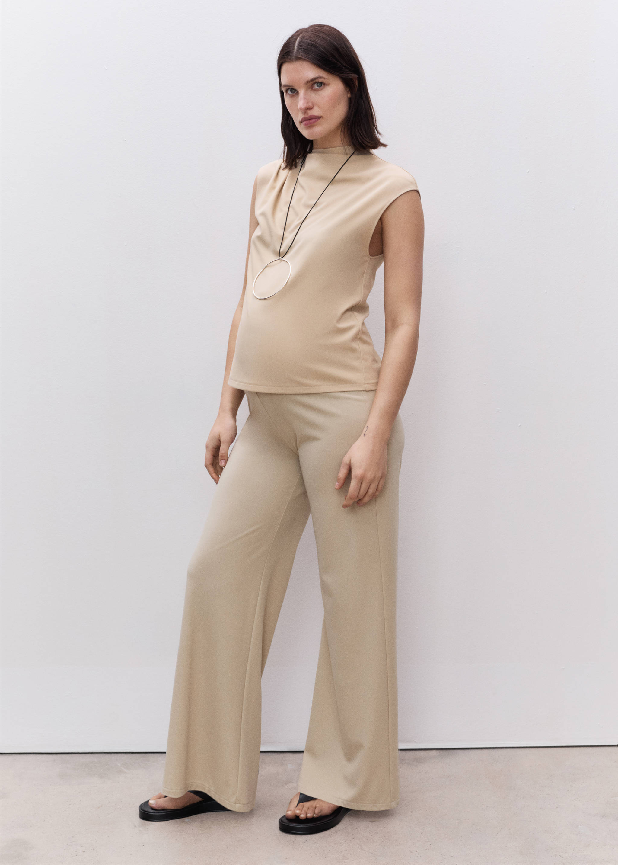 Wide leg maternity trousers - General plane