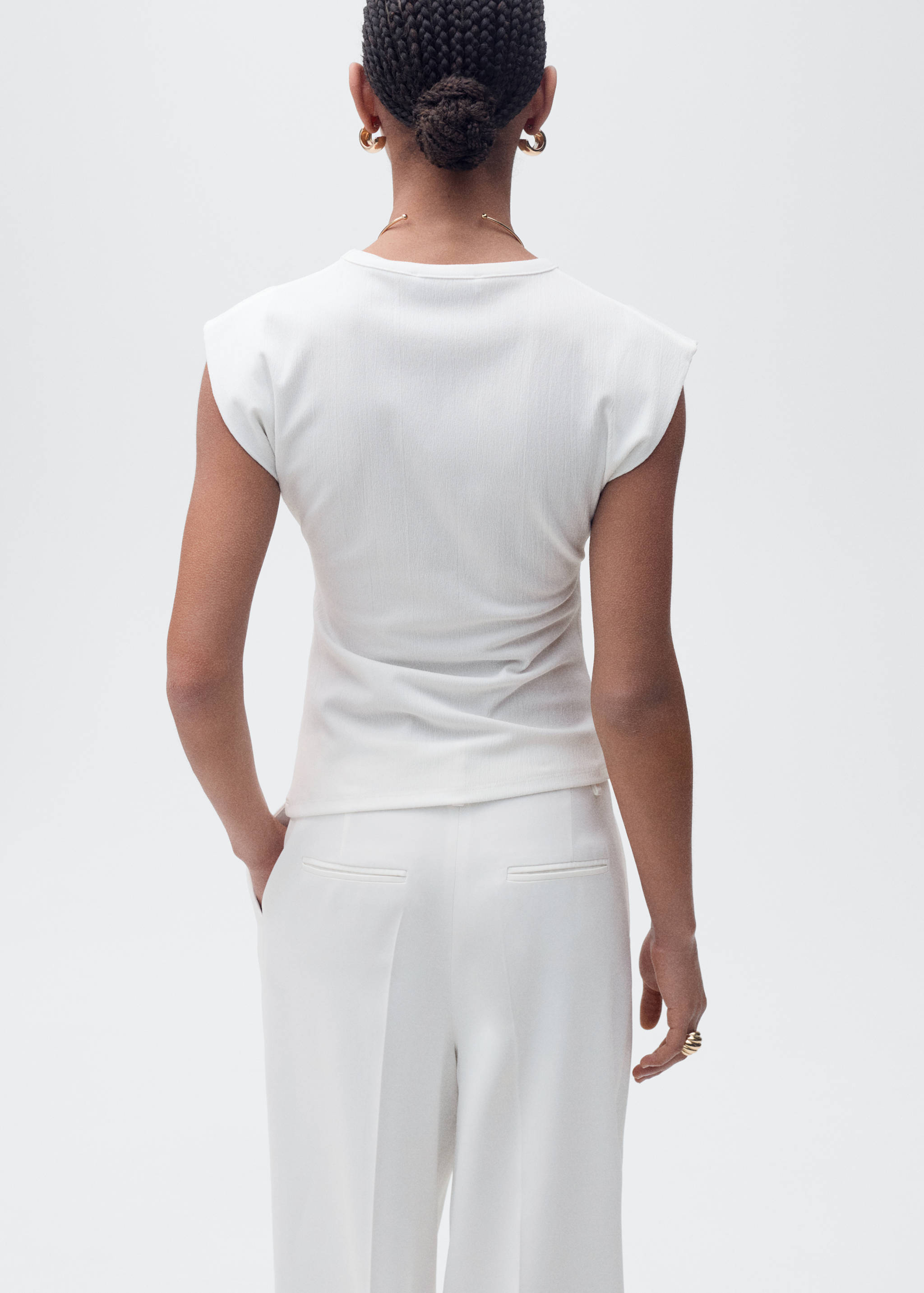 Draped sleeveless t-shirt - Reverse of the article