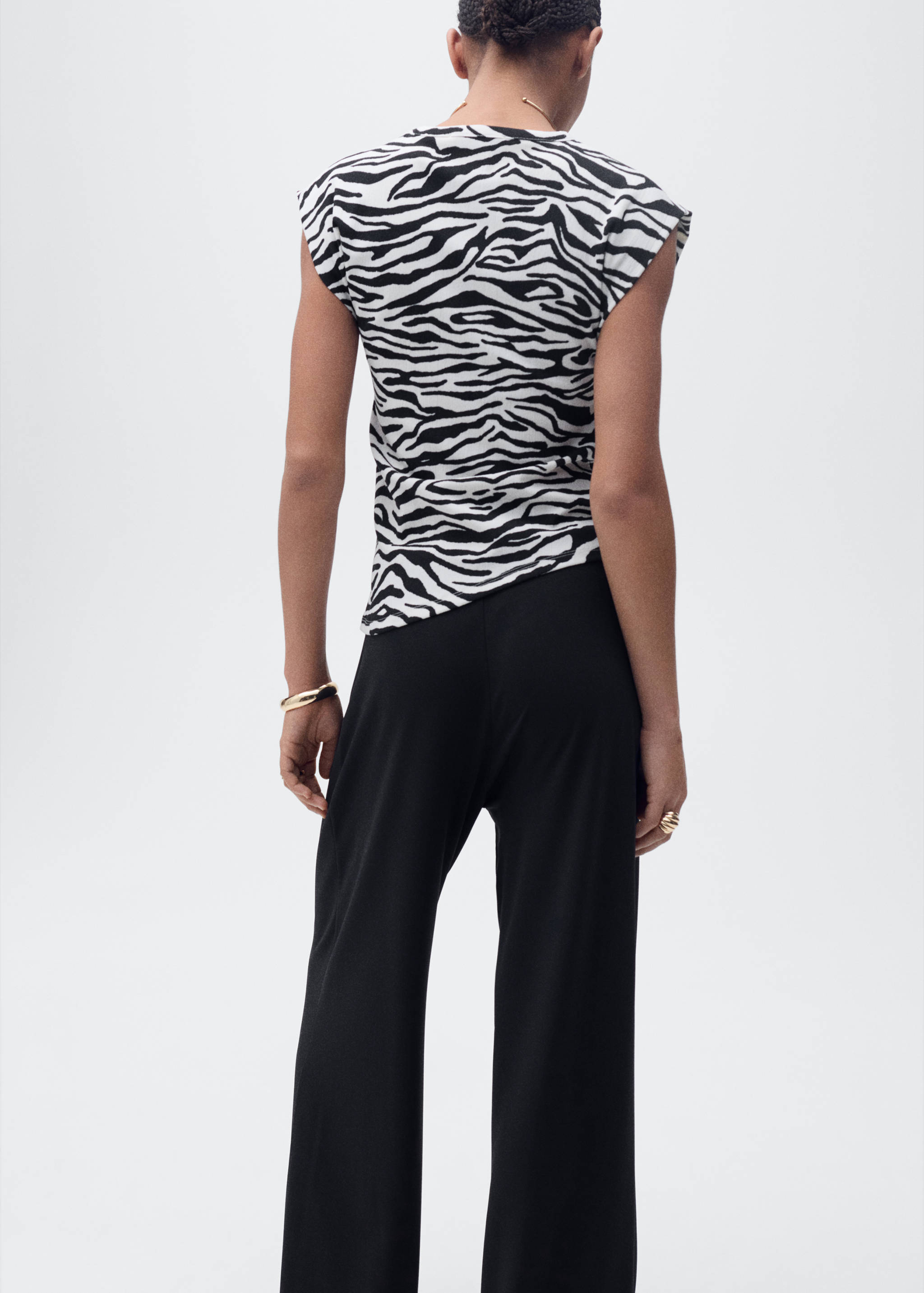 Draped sleeveless t-shirt - Reverse of the article