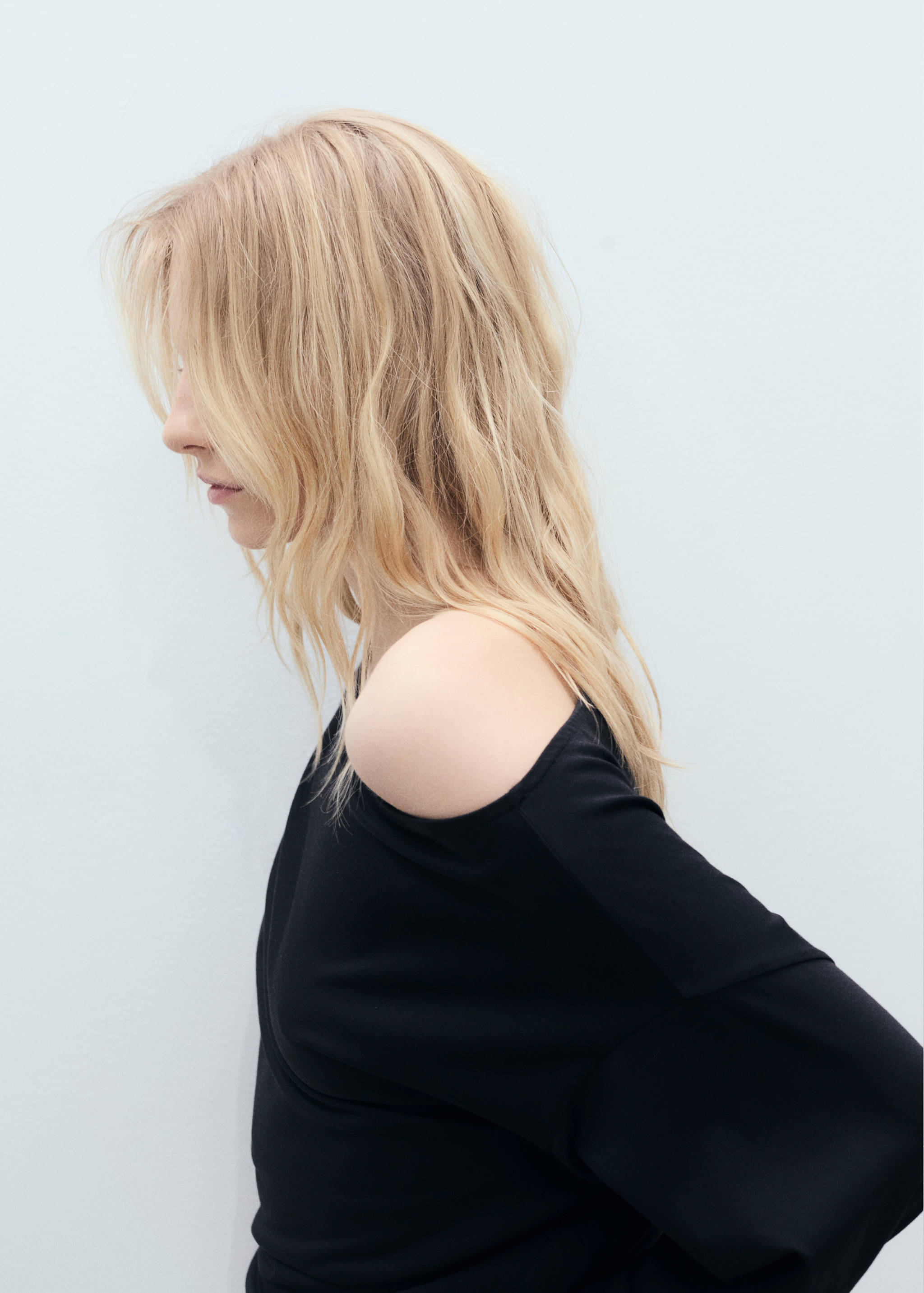 Short combined fabric draped dress - Details of the article 1