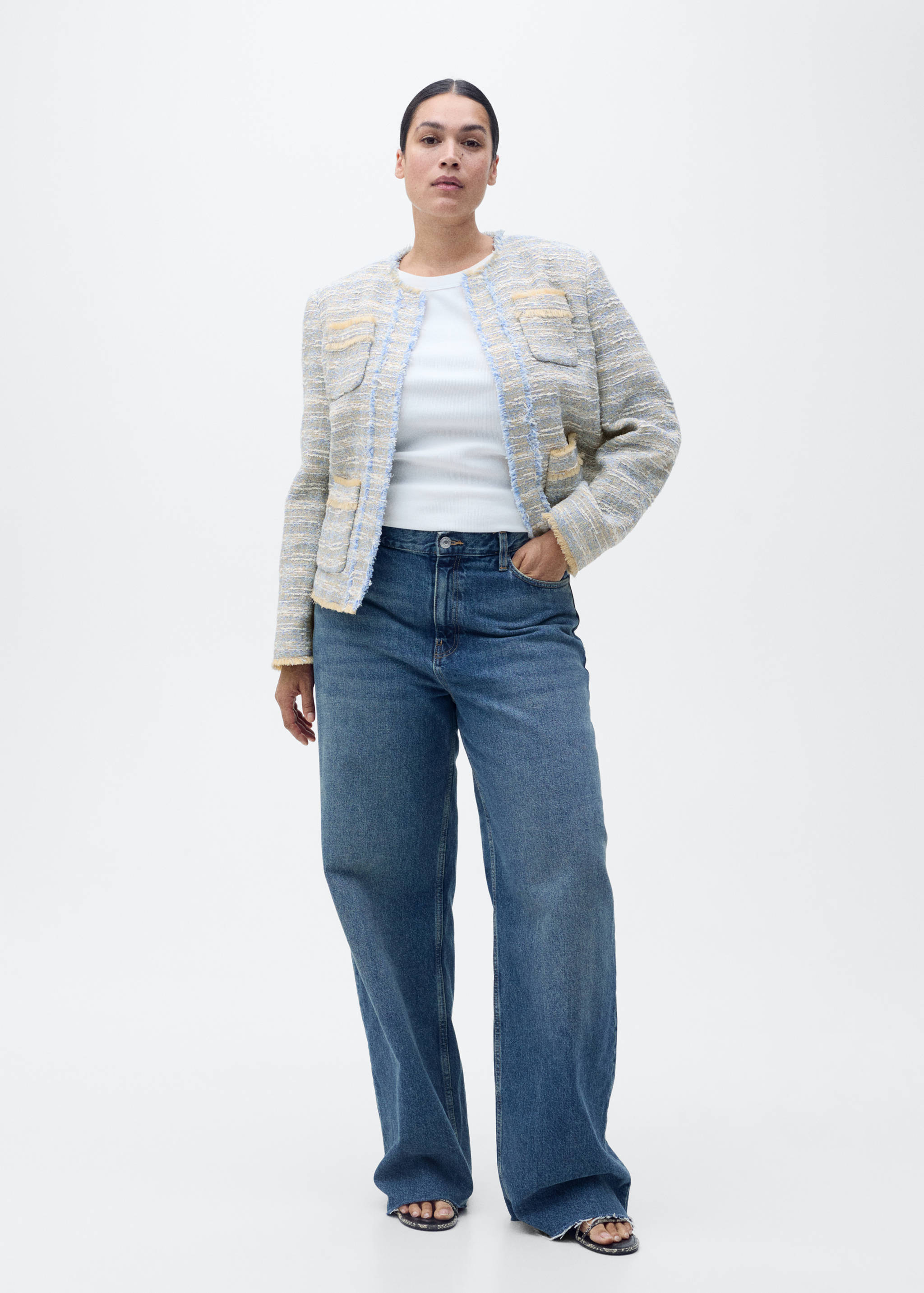 Tweed jacket with frayed ends - Details of the article 3