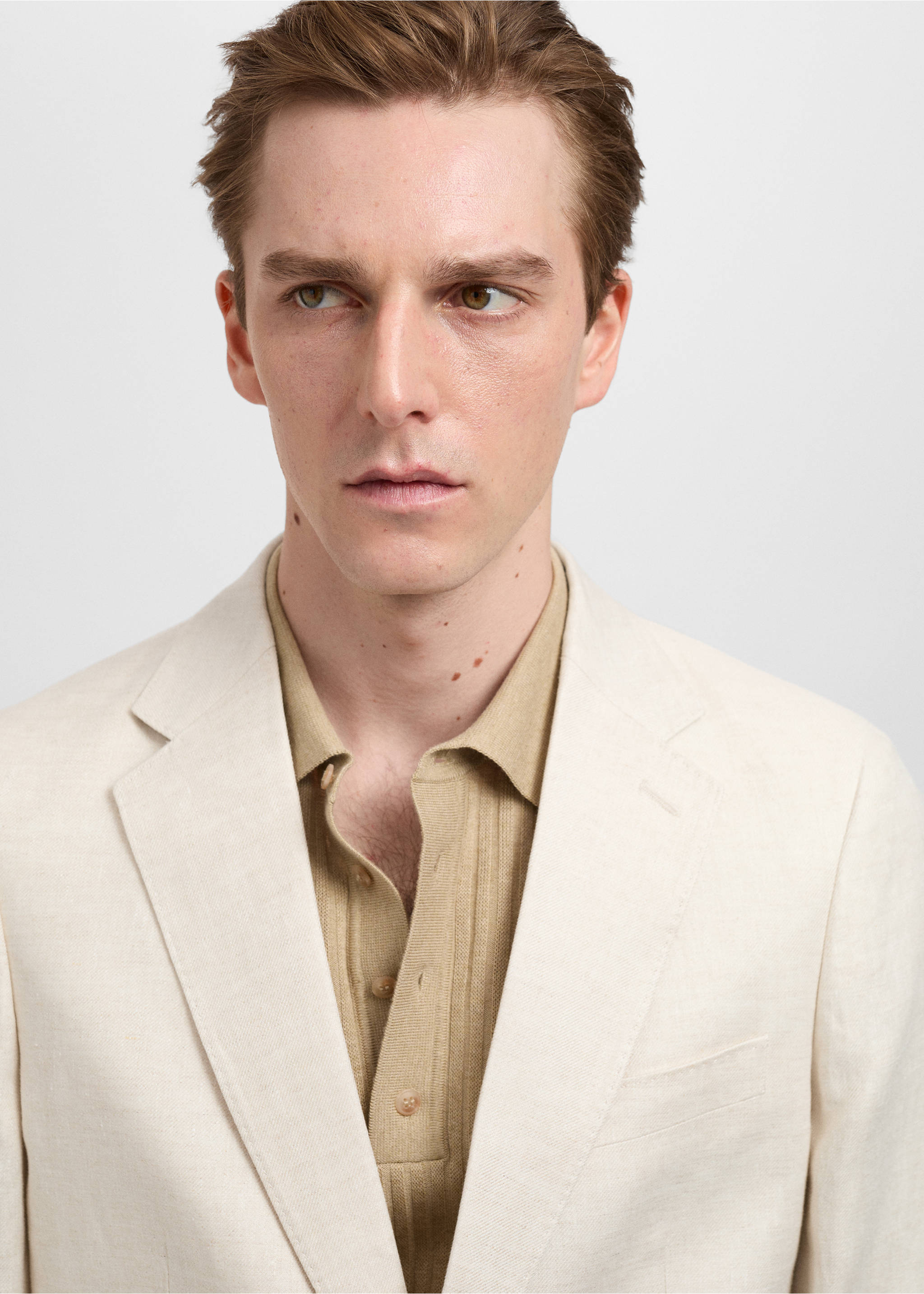 Amalfi 100% linen slim-fit suit jacket - Details of the article 1, Ecru. Ref: 87085918-00.