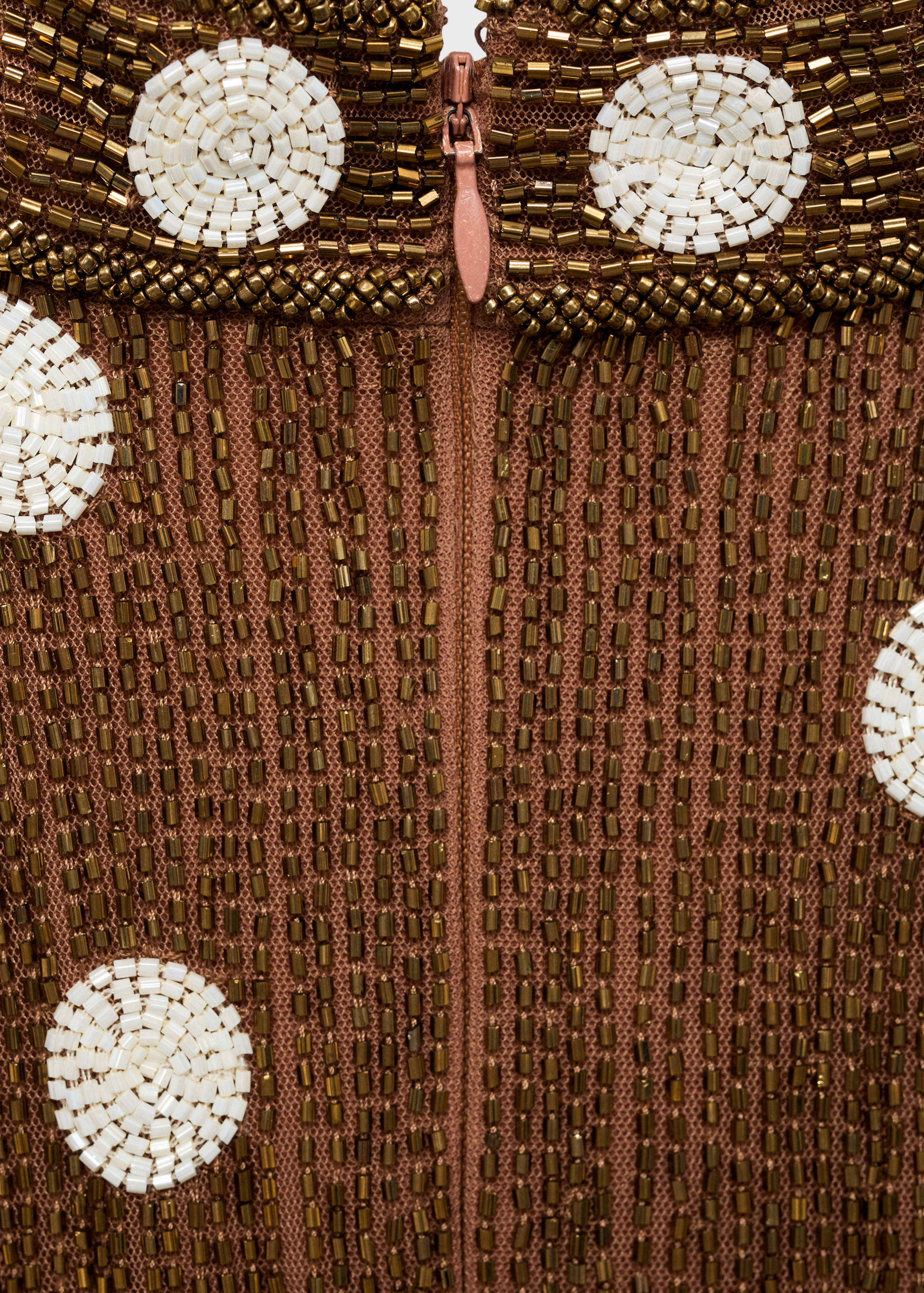 Halterklänning med prickar och stenar - Detaljer om artikeln 0