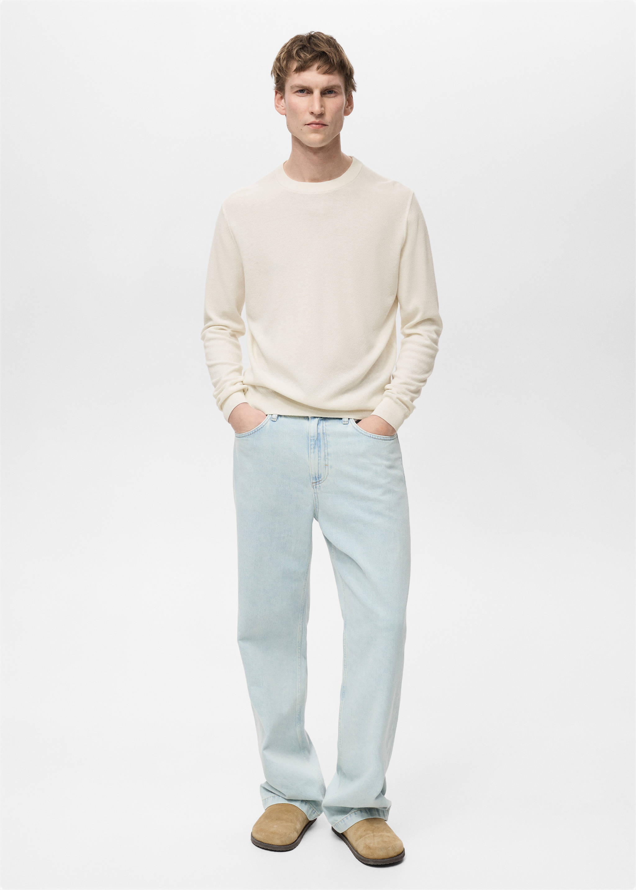 Джемпер из тонкого трикотажа - Общий план