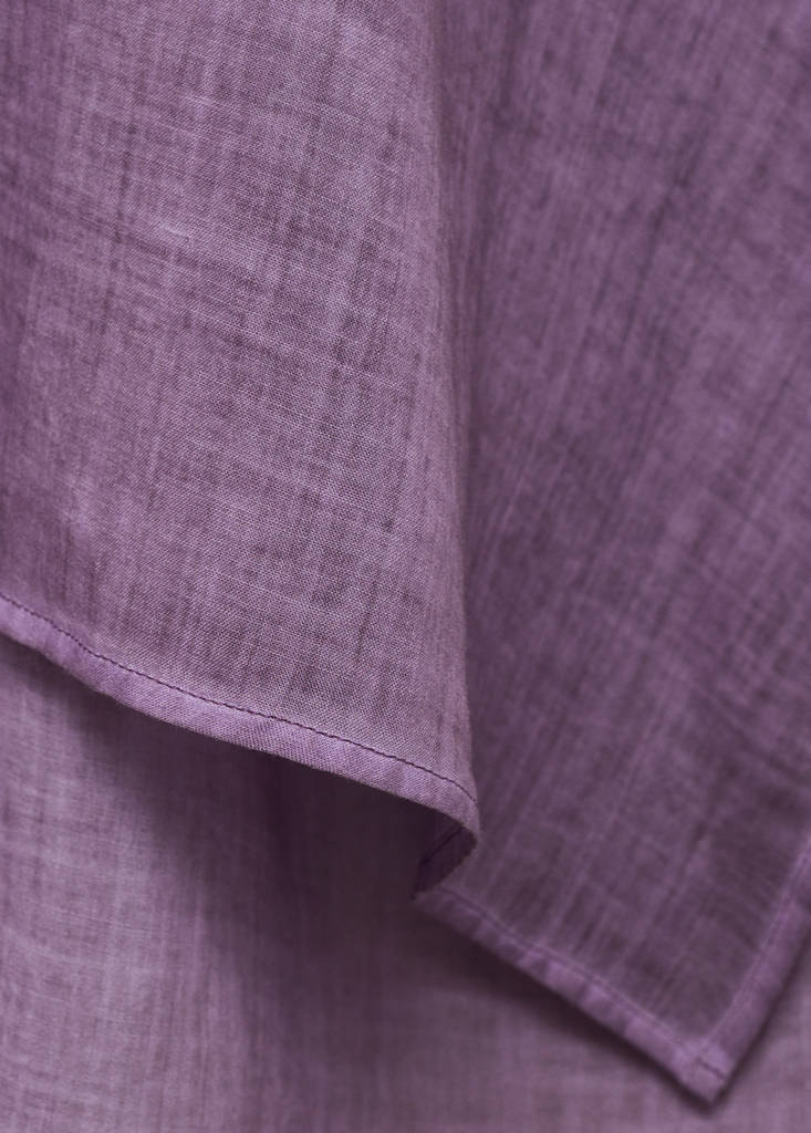 Ramie caftan with overdyed design — Plum