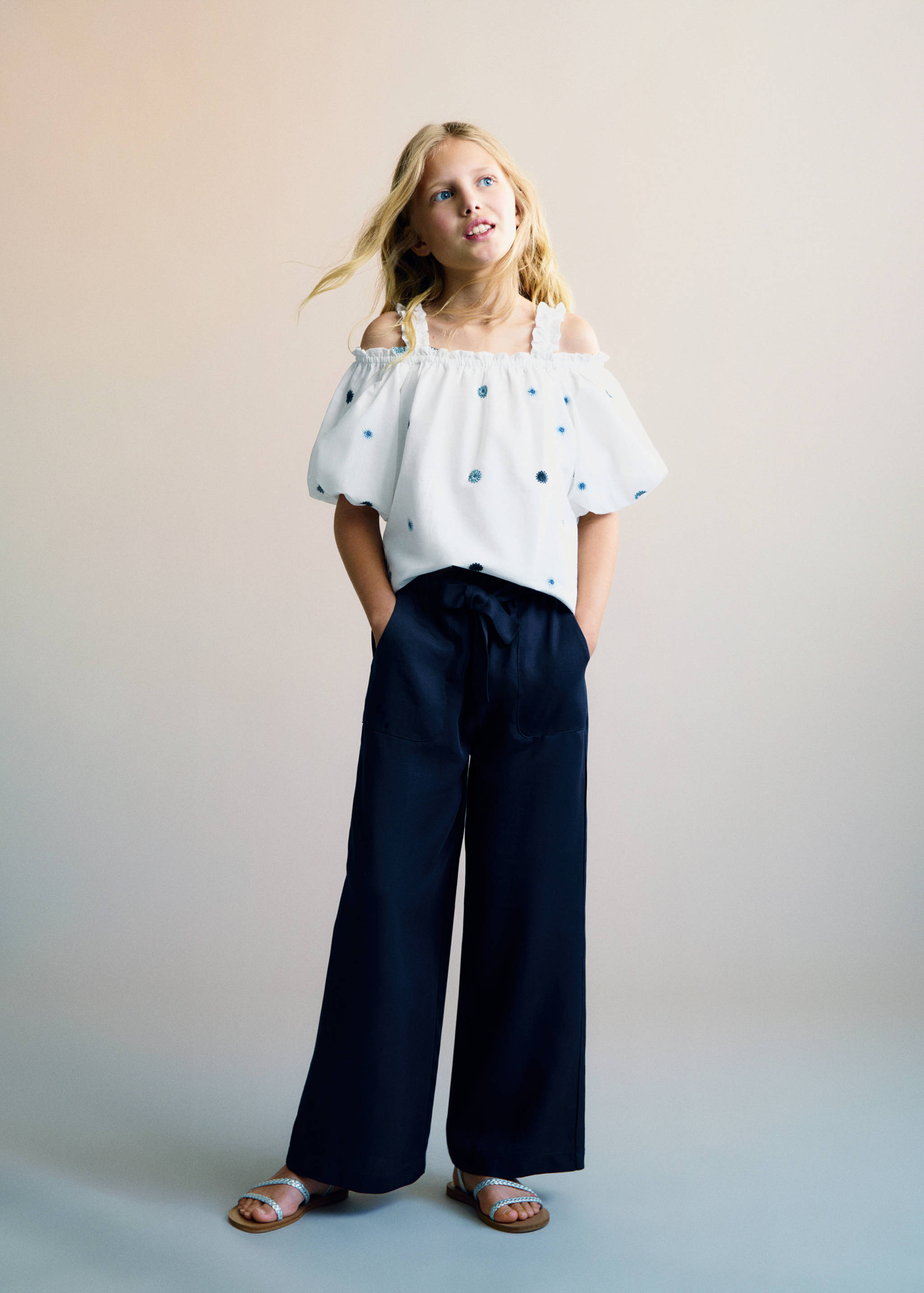 Bow belt pants - General plane