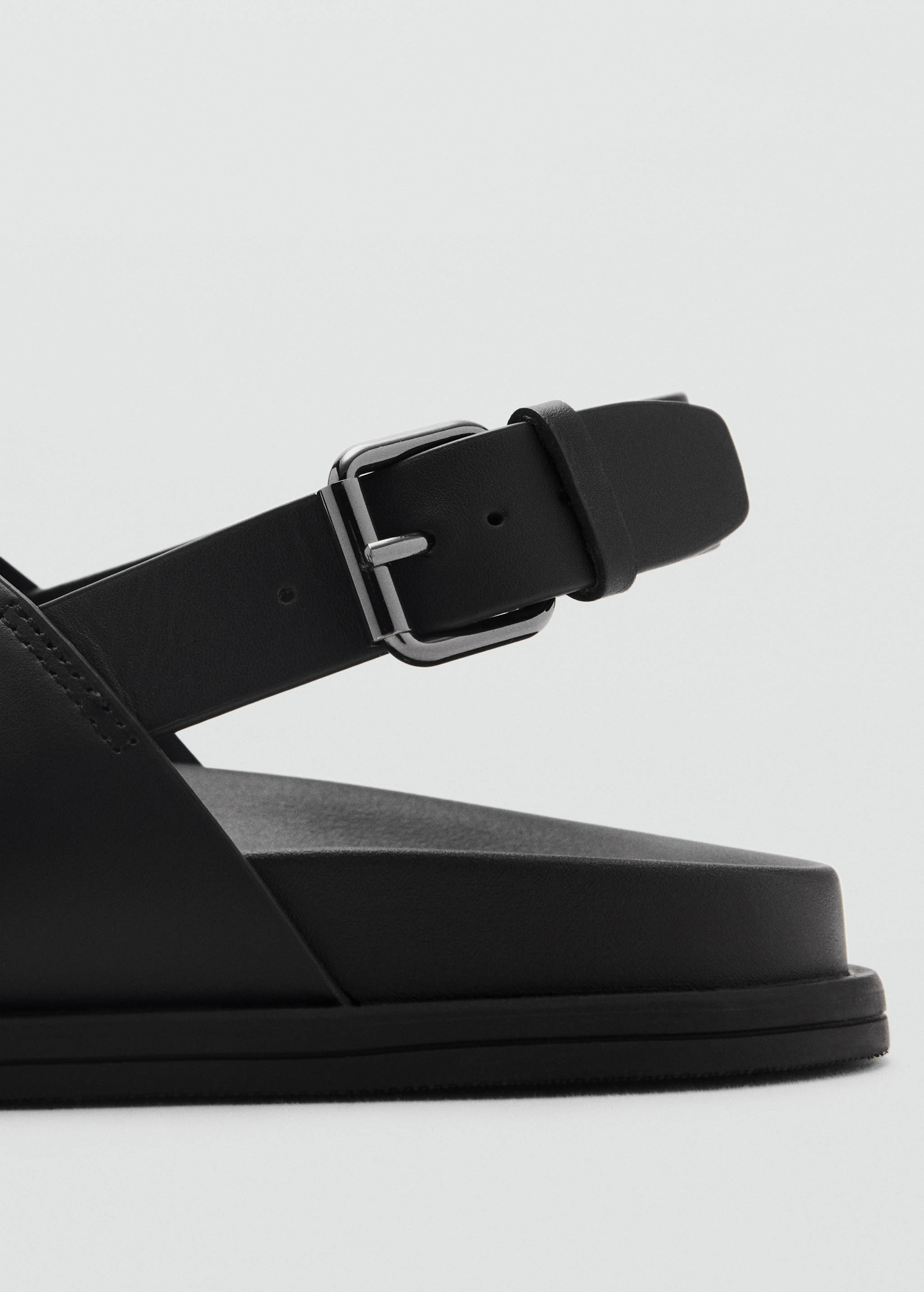 Sandales brides croisées 100 % cuir - Détail de l'article 2