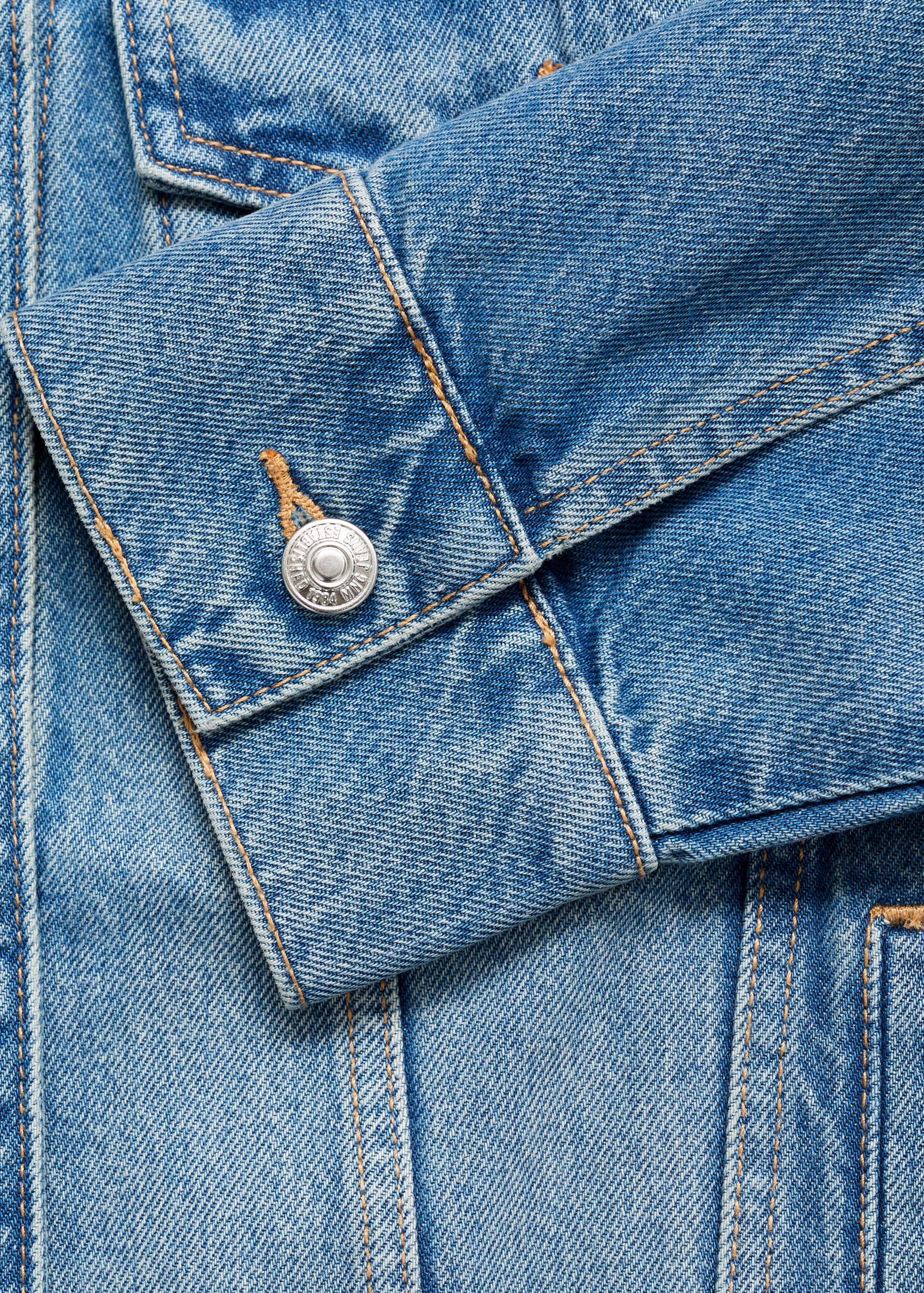 Oversized denim jacket with pockets - Details of the article 0