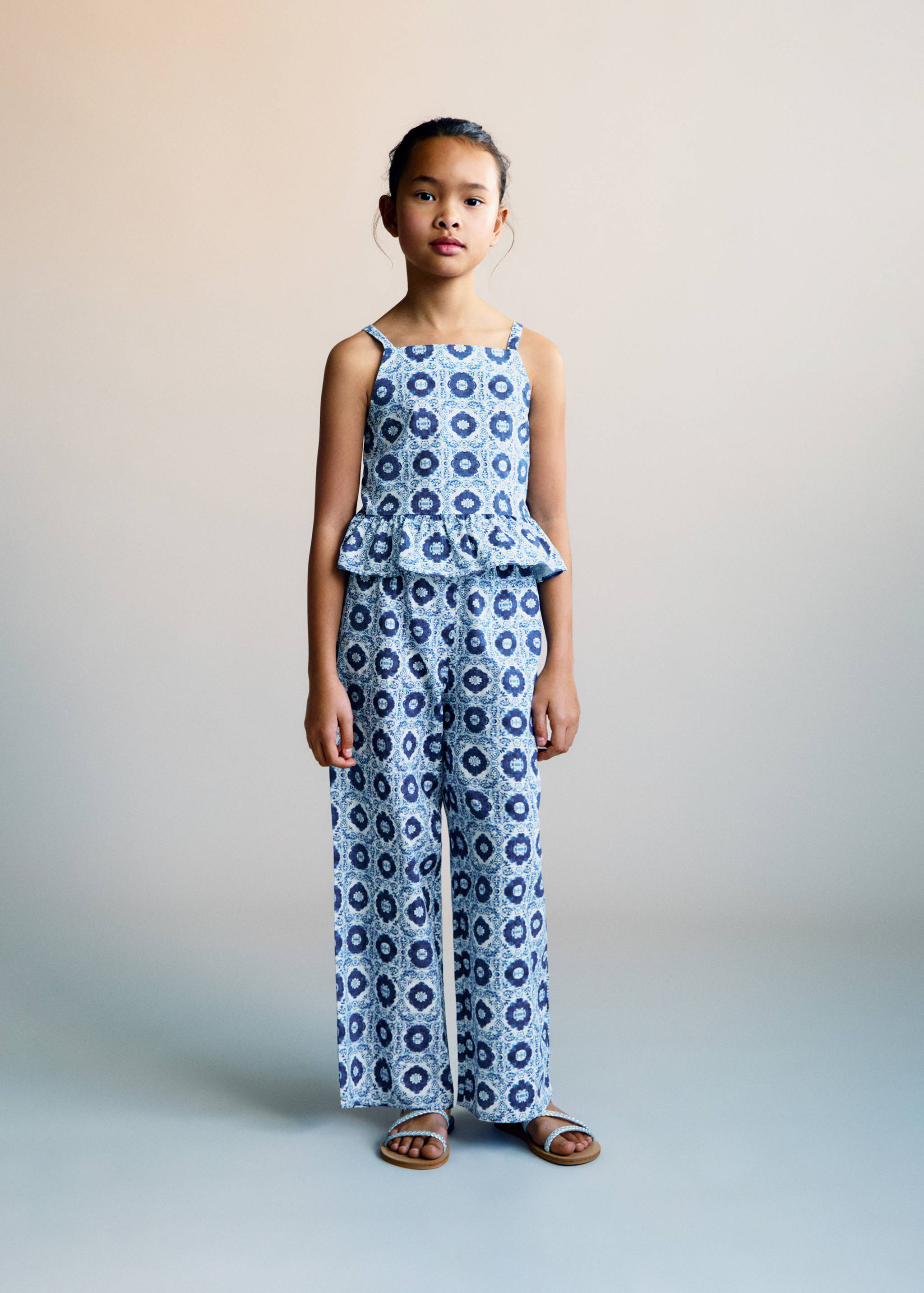 Ruffled printed blouse - General plane