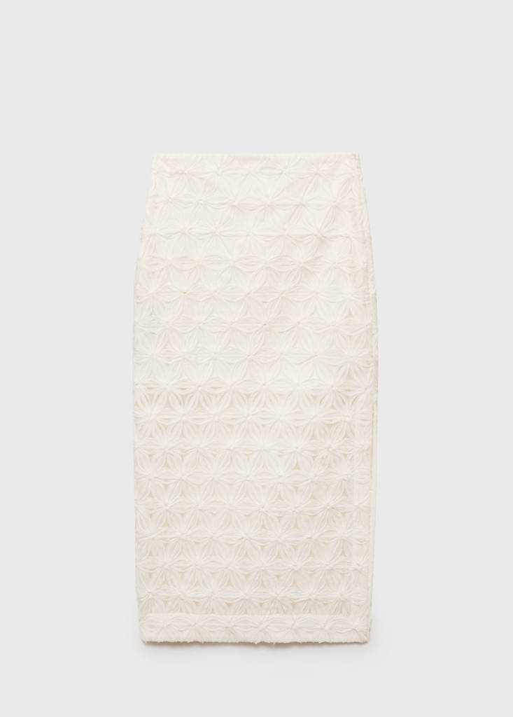 Openwork textured floral skirt — Ecru