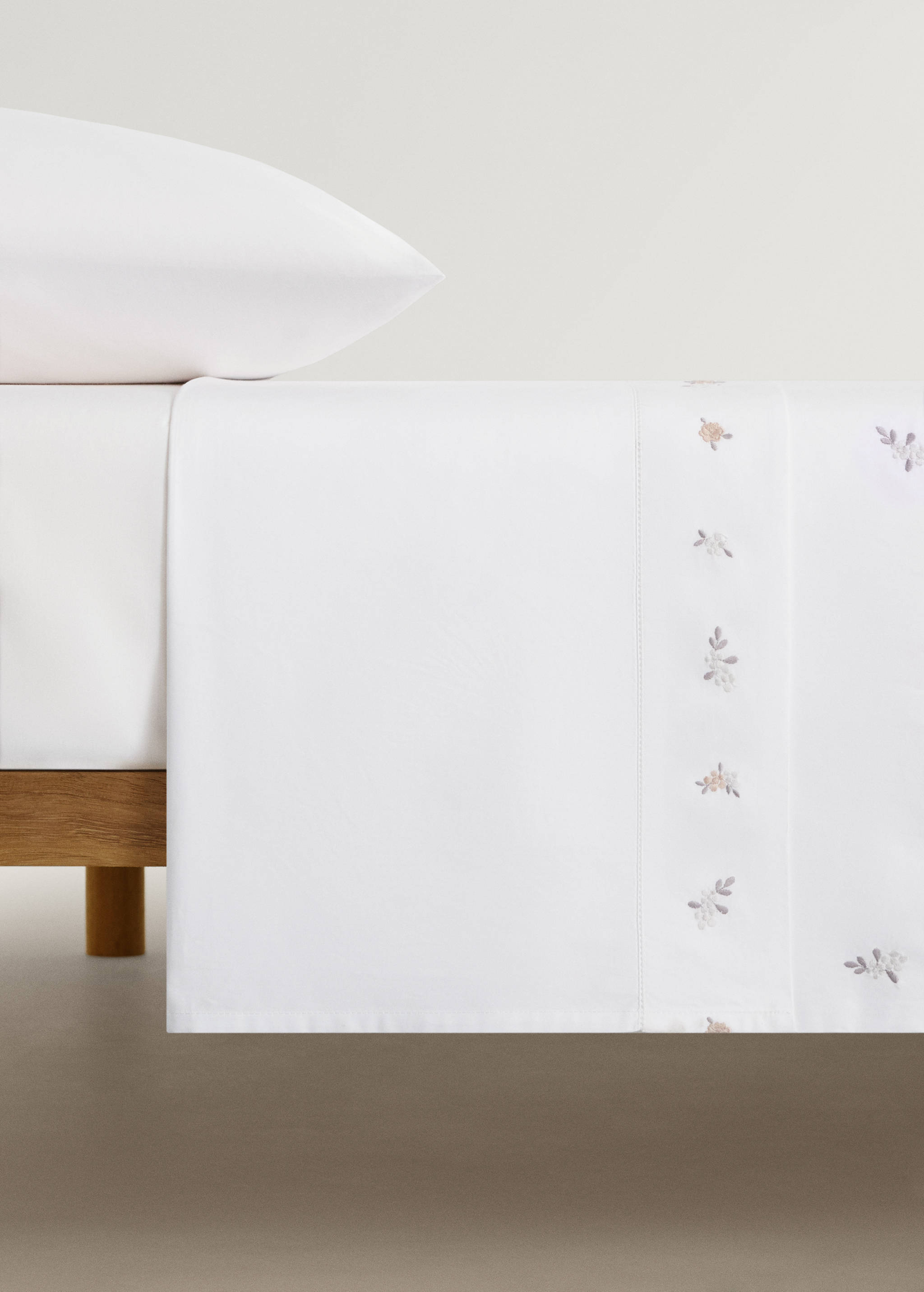 Drap plat berceau percale de coton fleur brodée - Article sans modèle