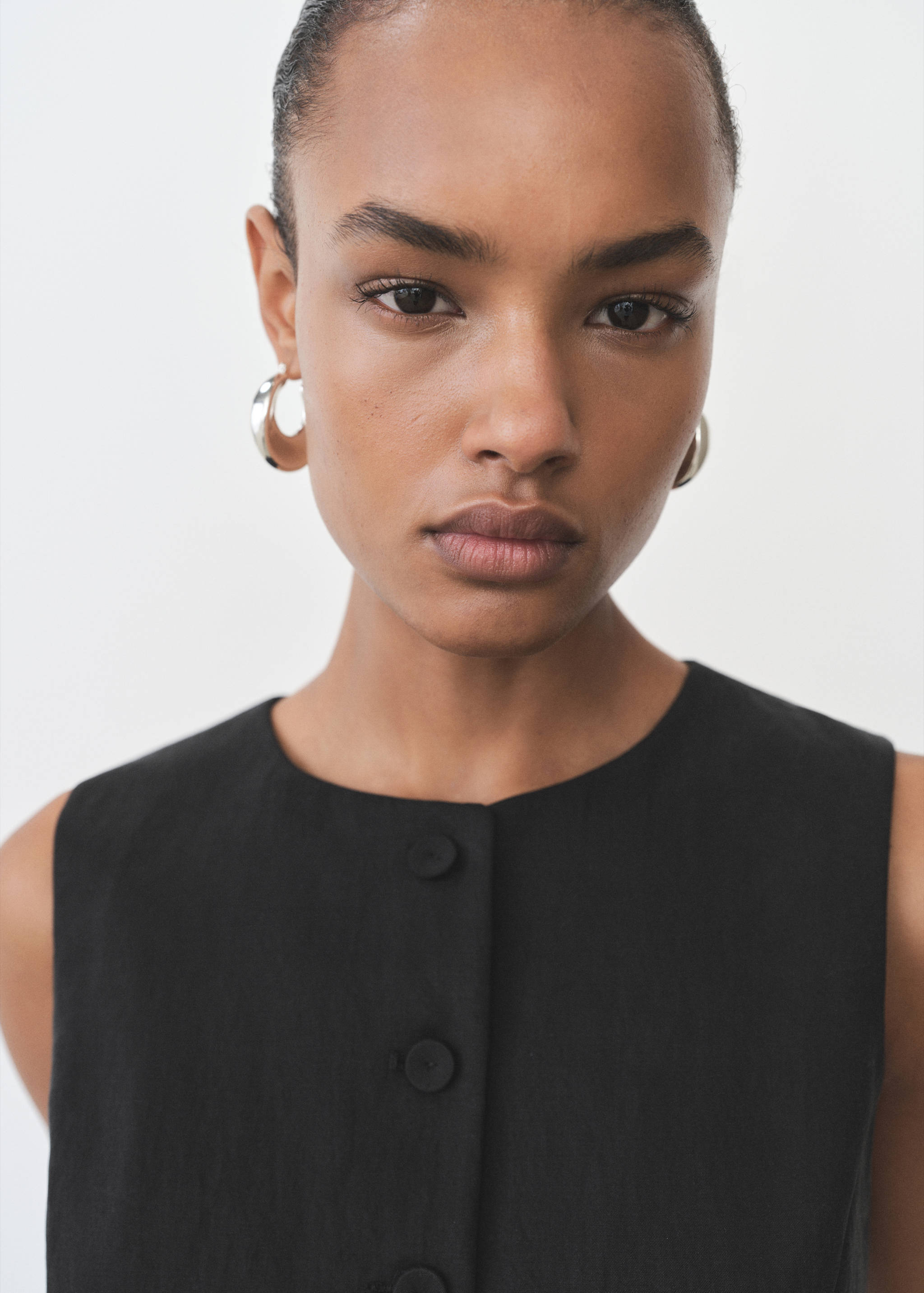 Colete de fato reto de liocel - Pormenor do artigo 1