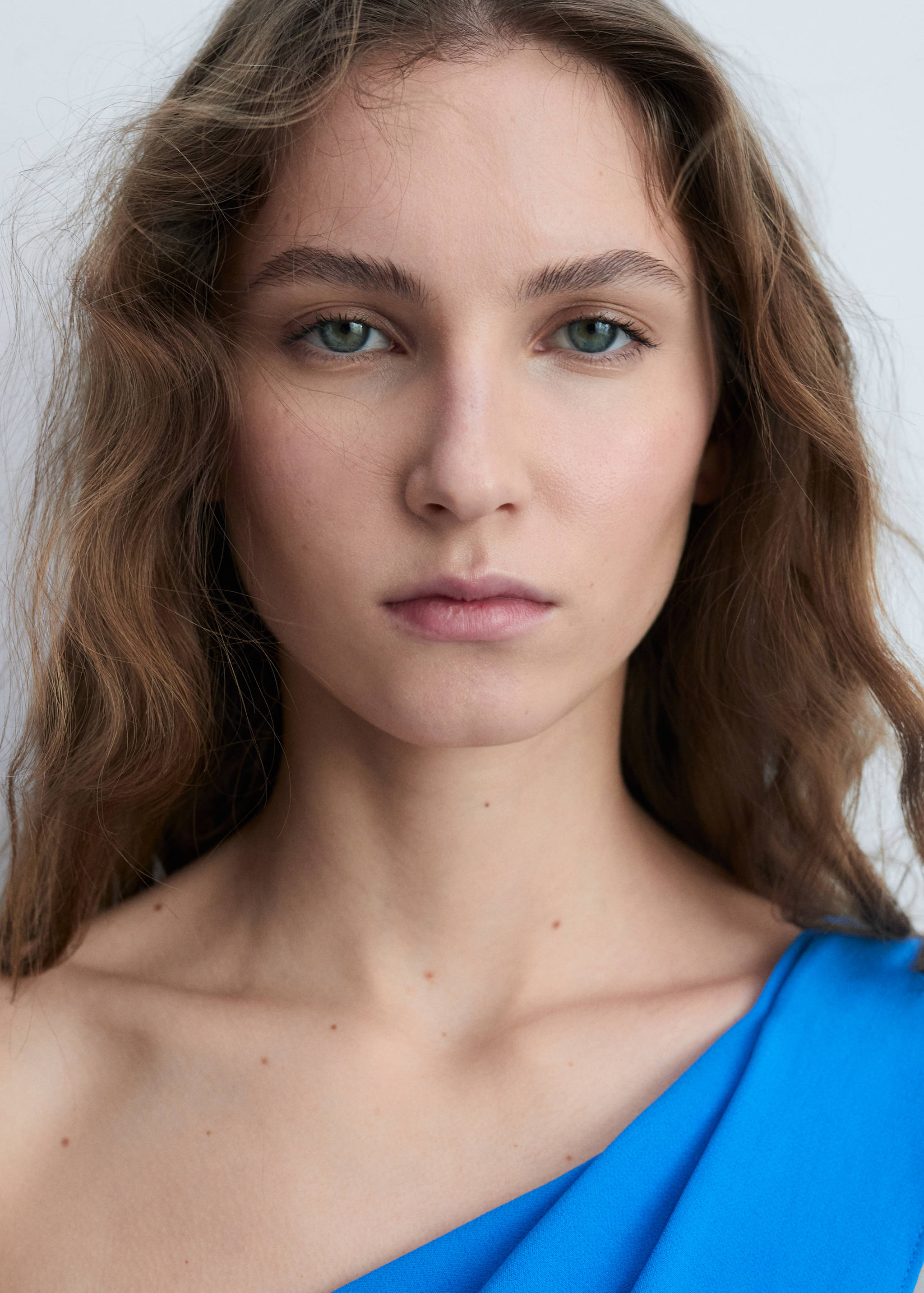 Robe asymétrique col nœud - Détail de l'article 1