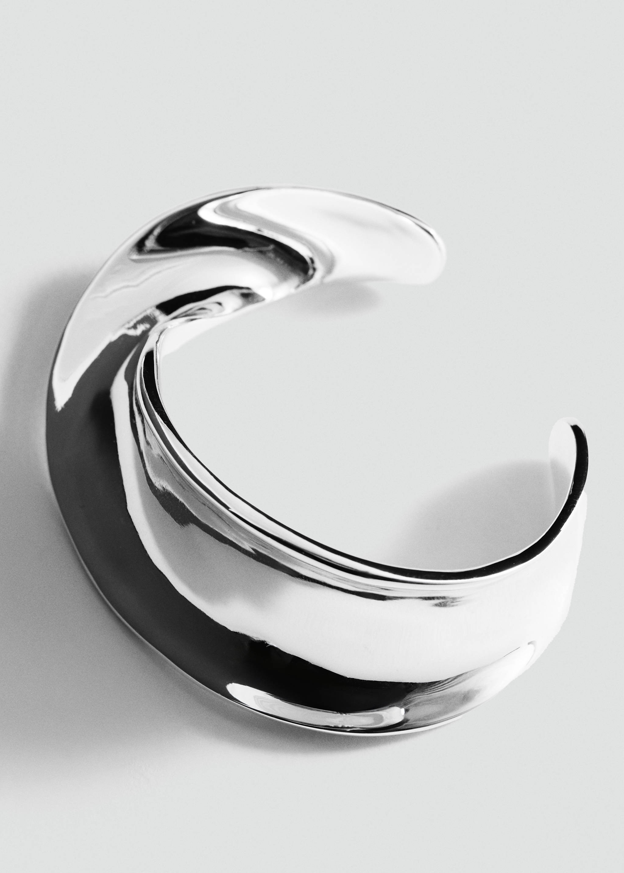 Άκαμπτο στριφτό βραχιόλι - Λεπτομέρεια του προϊόντος 1