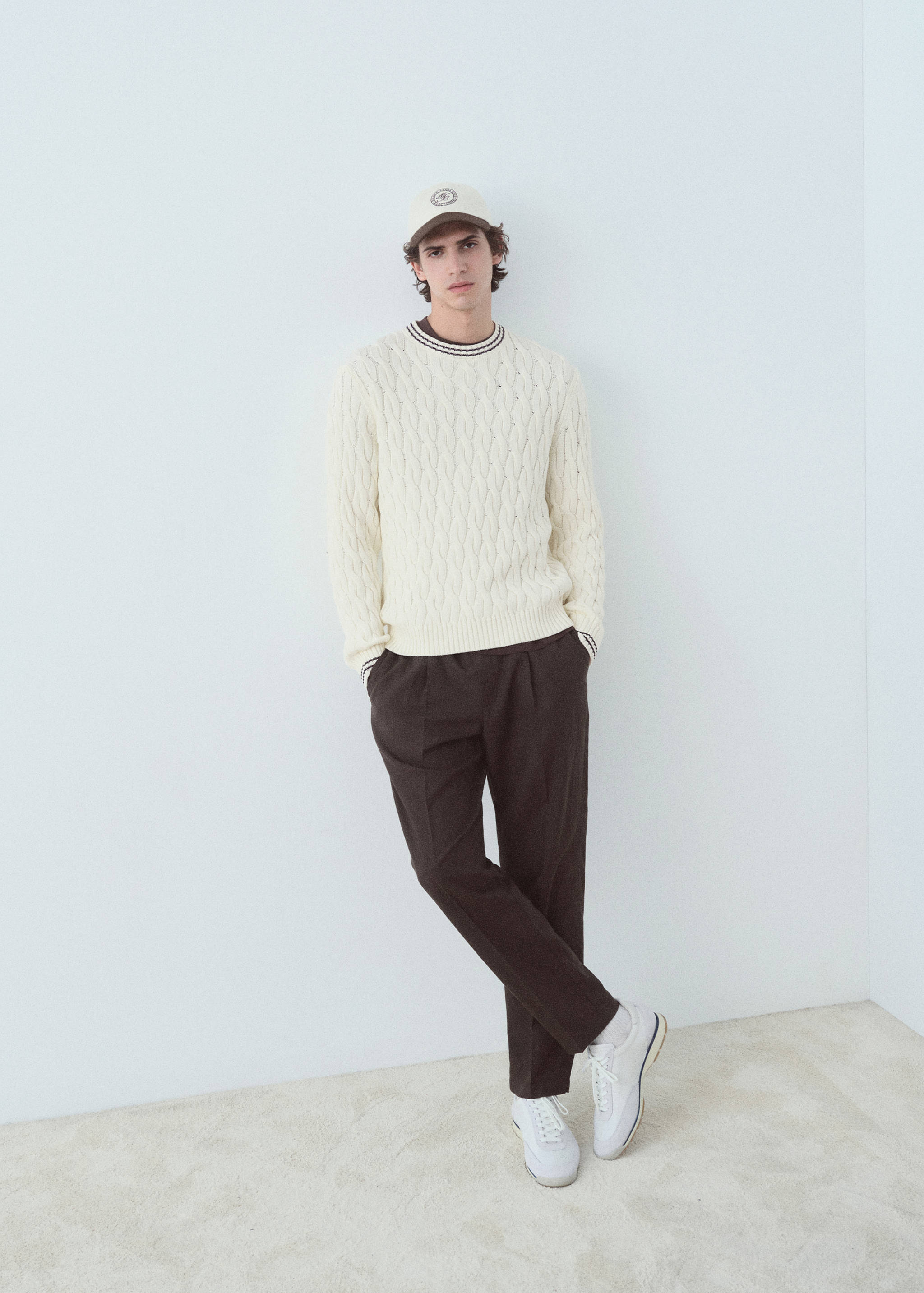 Cable-knit cotton sweater - General plane
