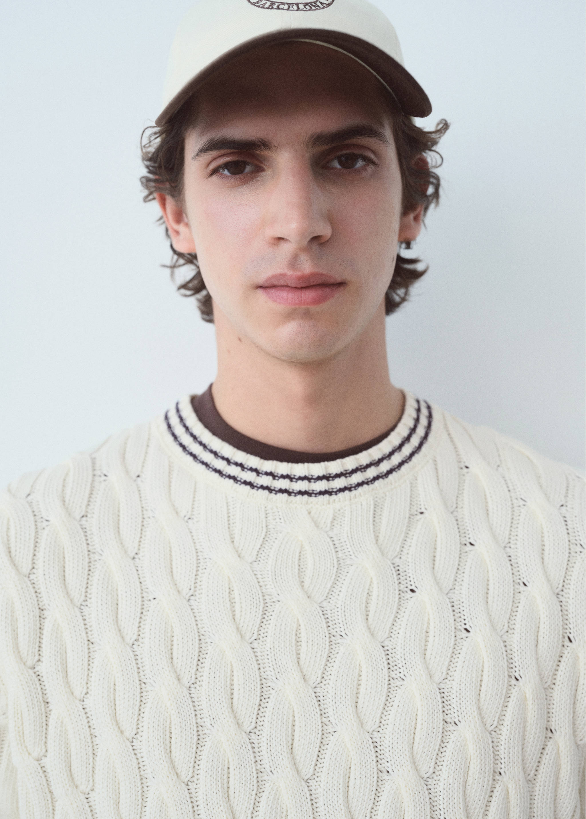 Cable-knit cotton sweater - Details of the article 1