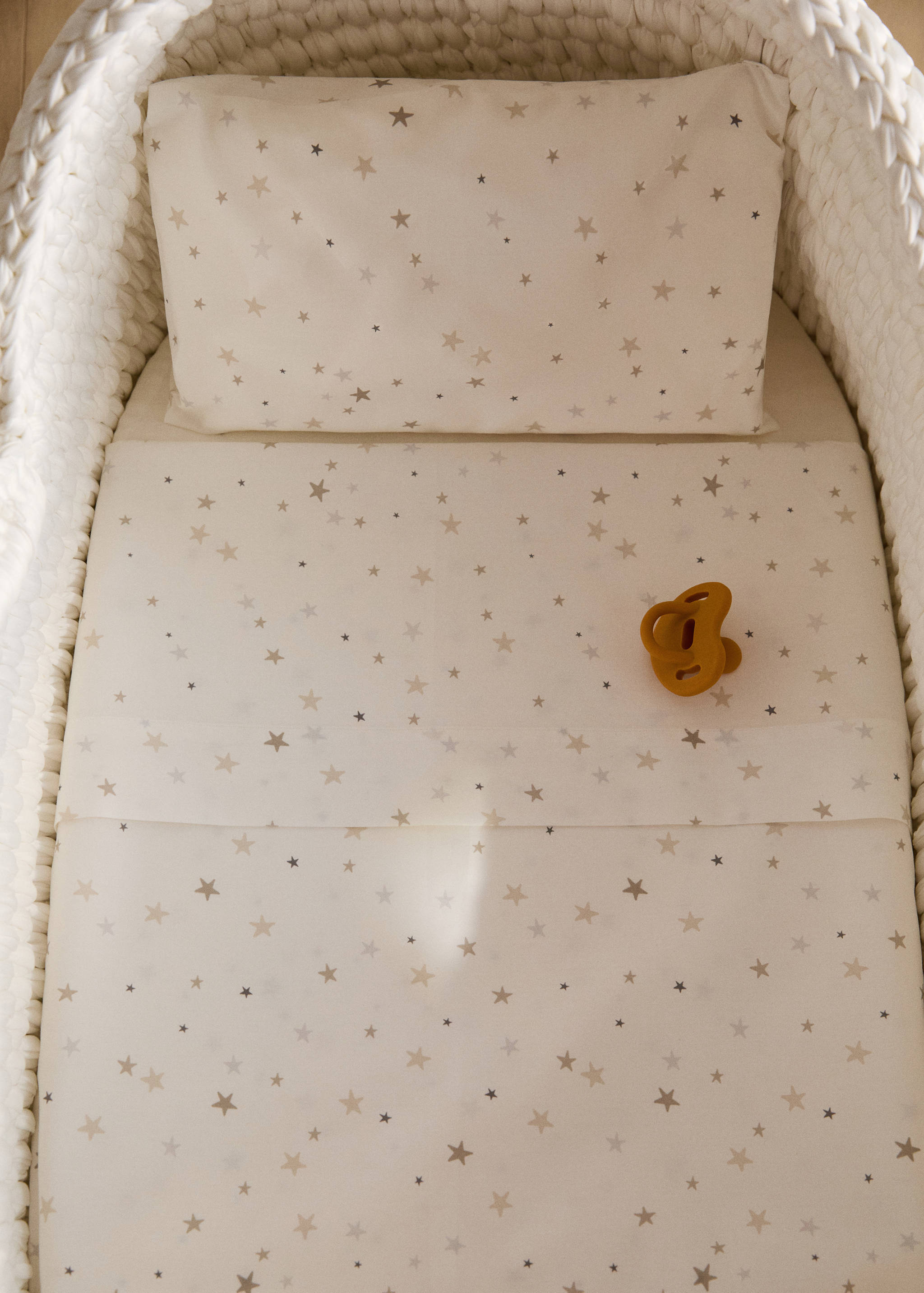 Printed mini-cot pillow and topper set - General plane