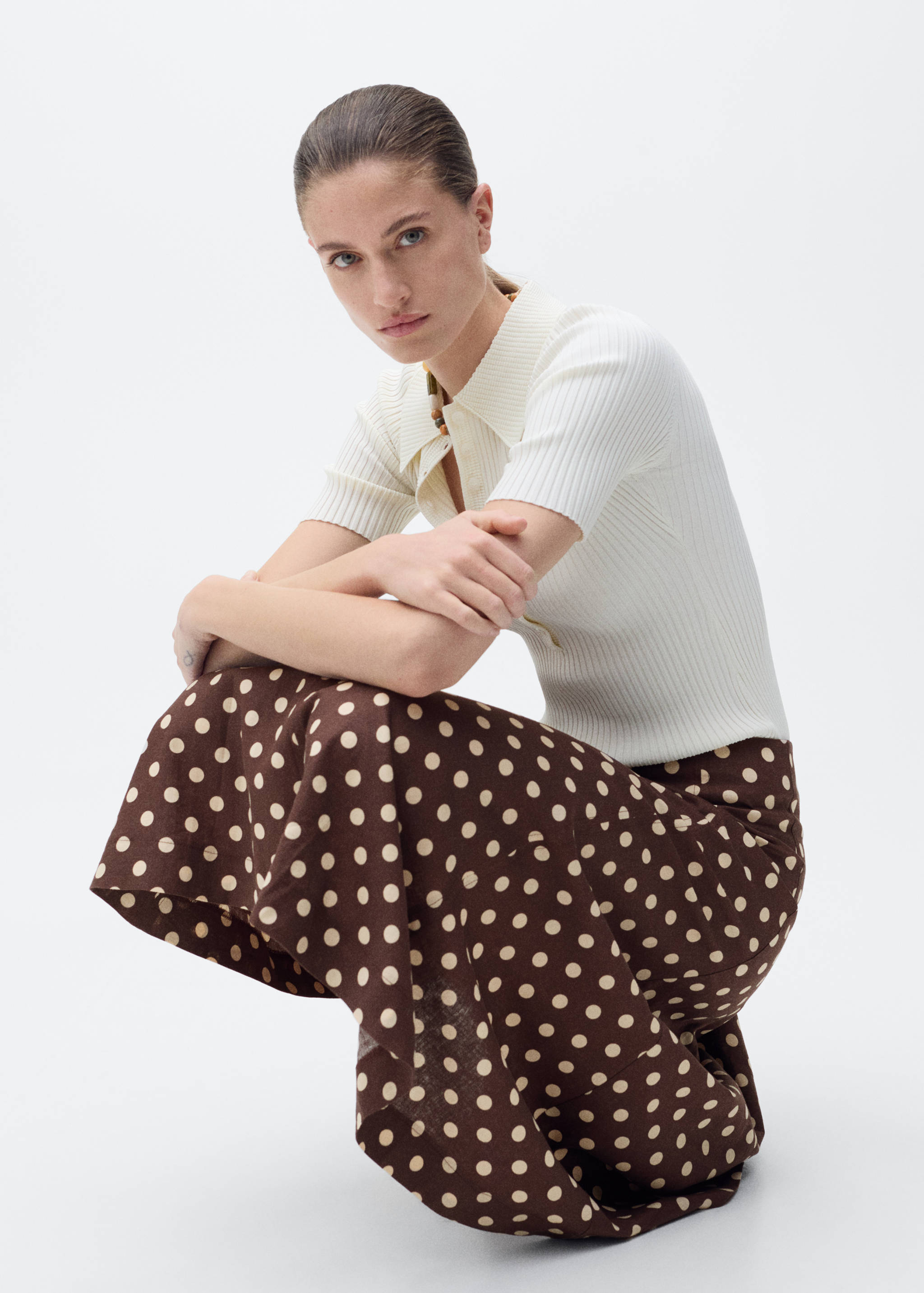 Flared linen skirt with polka dots - Details of the article 2