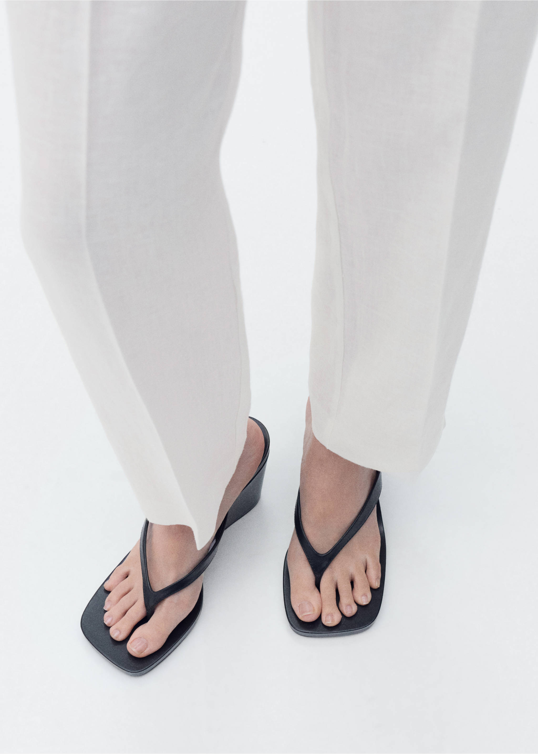 Linen suit trousers - Details of the article 3, Off White. Ref: 87087162-00.