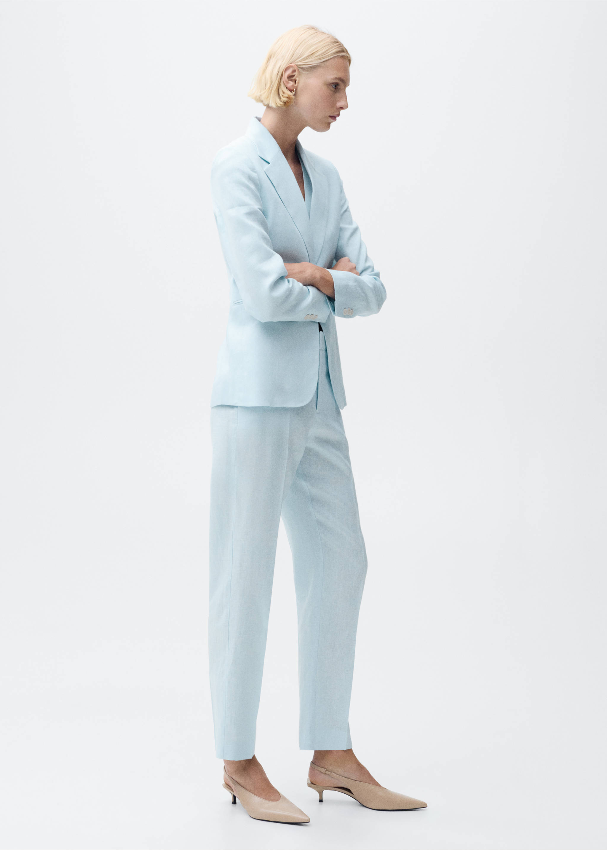 Pantalón traje lino - Plano general, Azul celeste. Ref: 87087162-00.