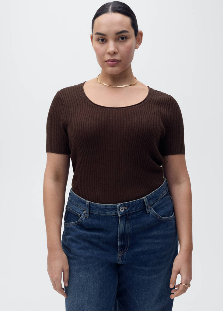 Linen-blend knitted sweater — Chocolate