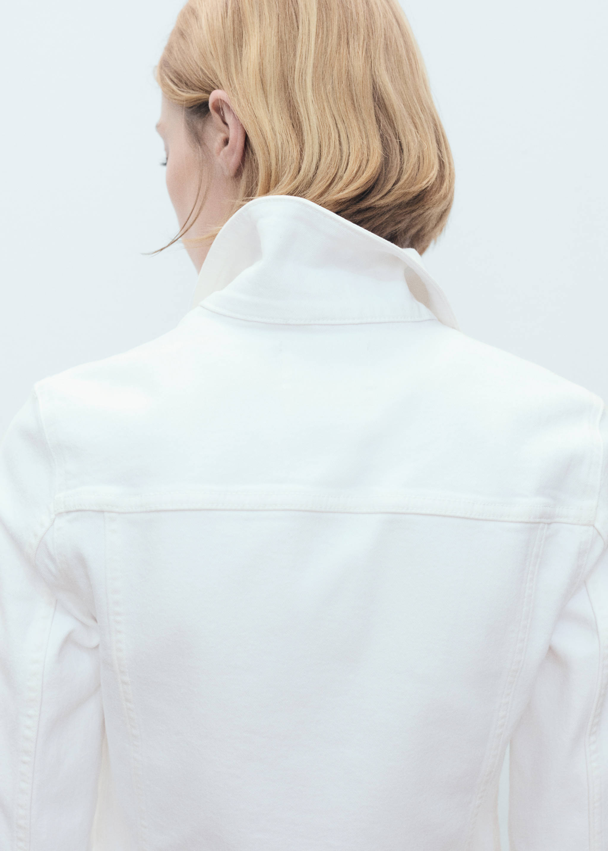 Chaqueta vaquera crop - Detalle del artículo 2