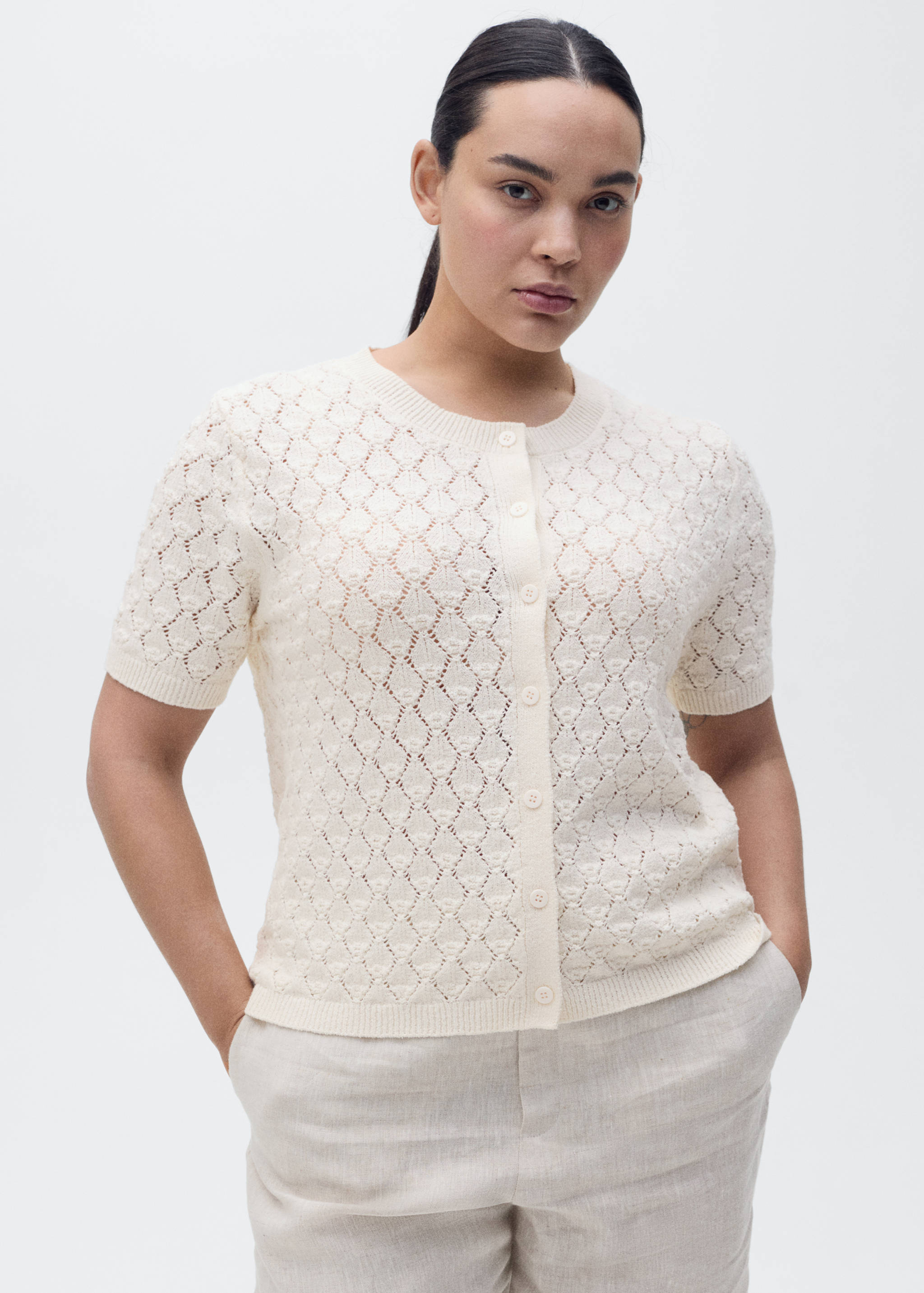 Short-sleeved openwork knitted cardigan - Details of the article 5