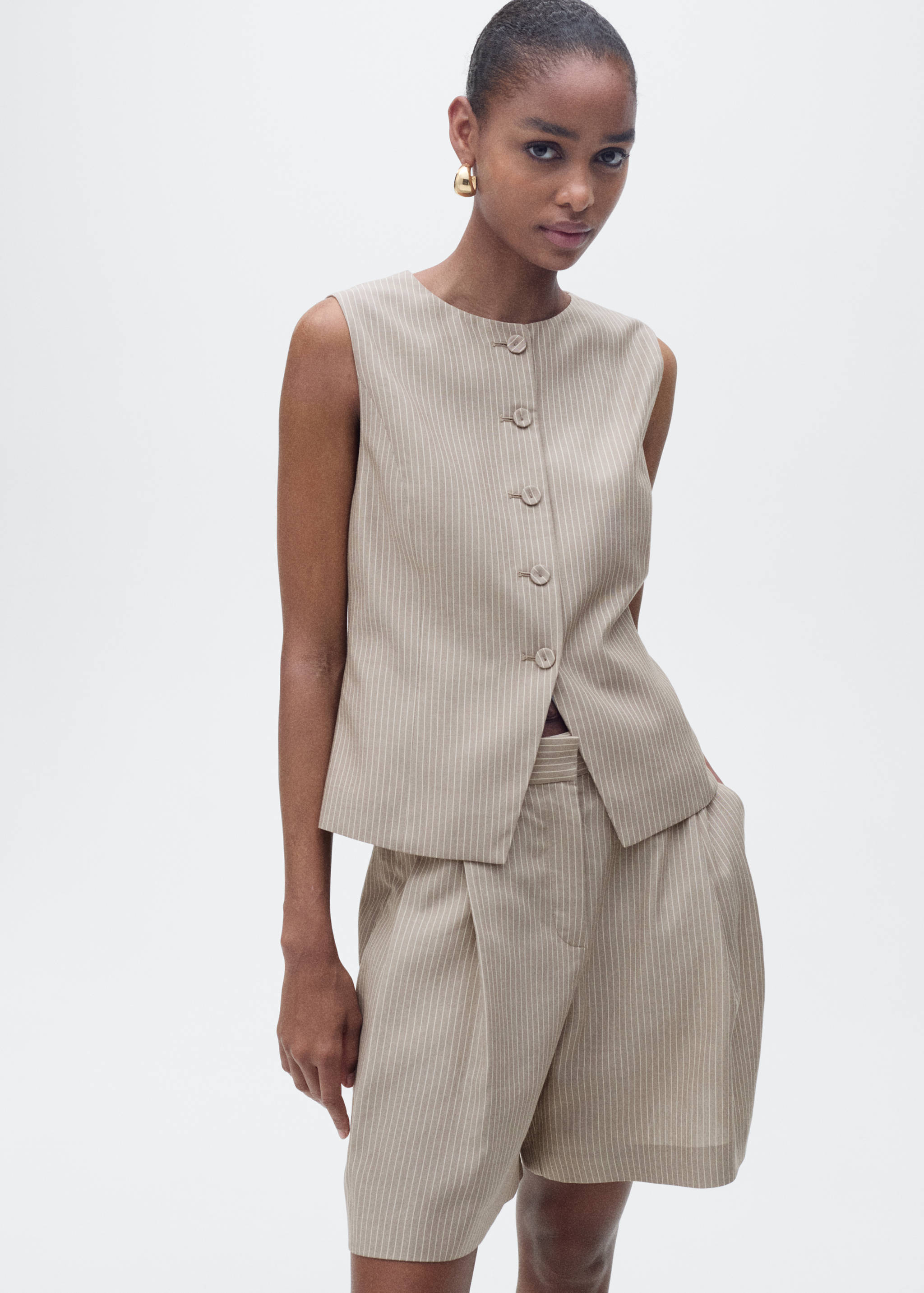 Костюмные бермуды в полоску - Деталь изделия 1