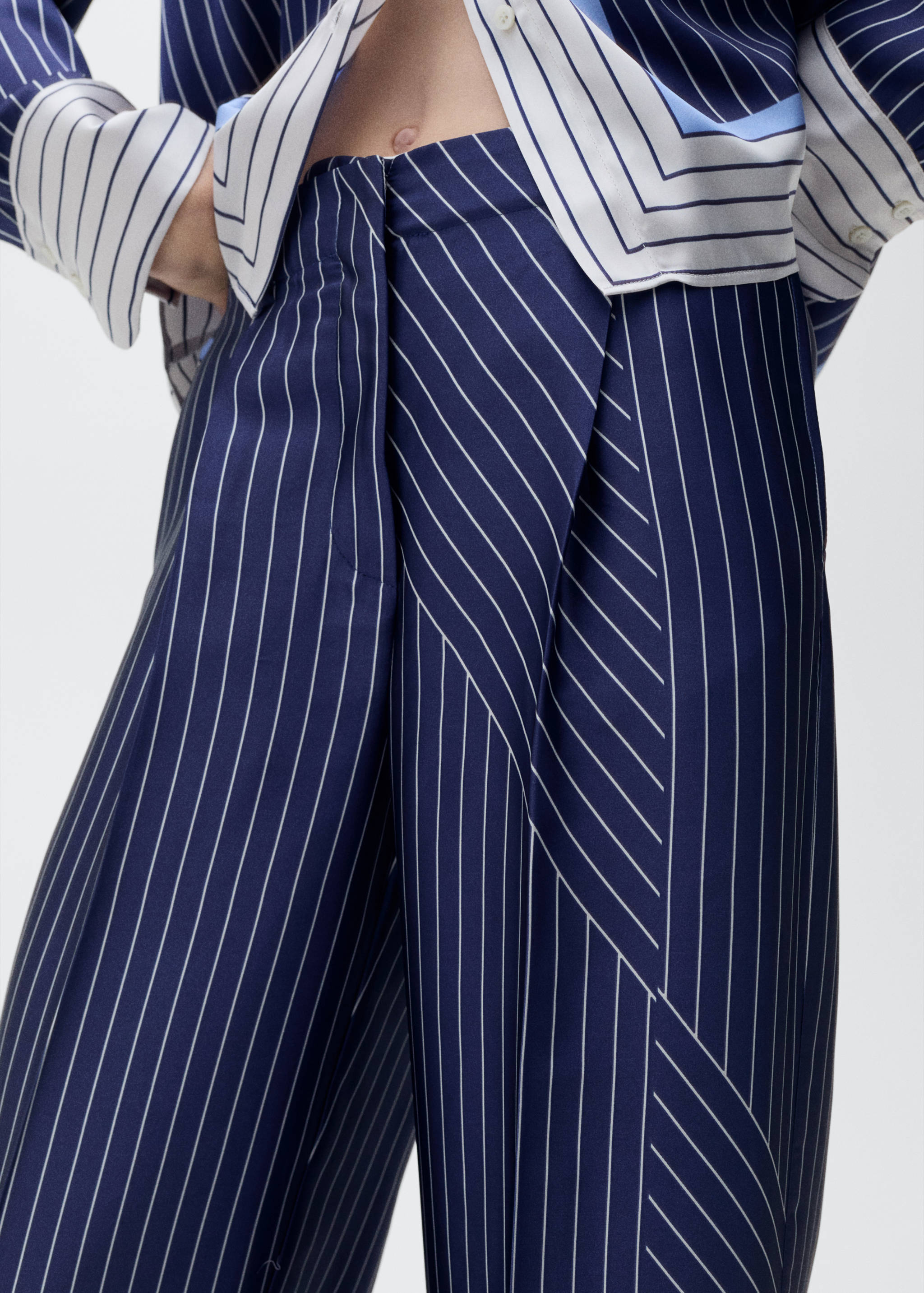 Satin pants with combined stripes - Details of the article 6
