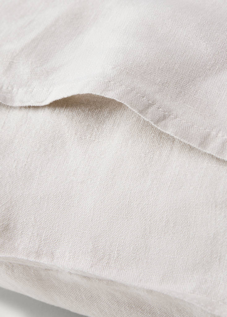 Two washed linen pillowcases 50x75 cm — Beige