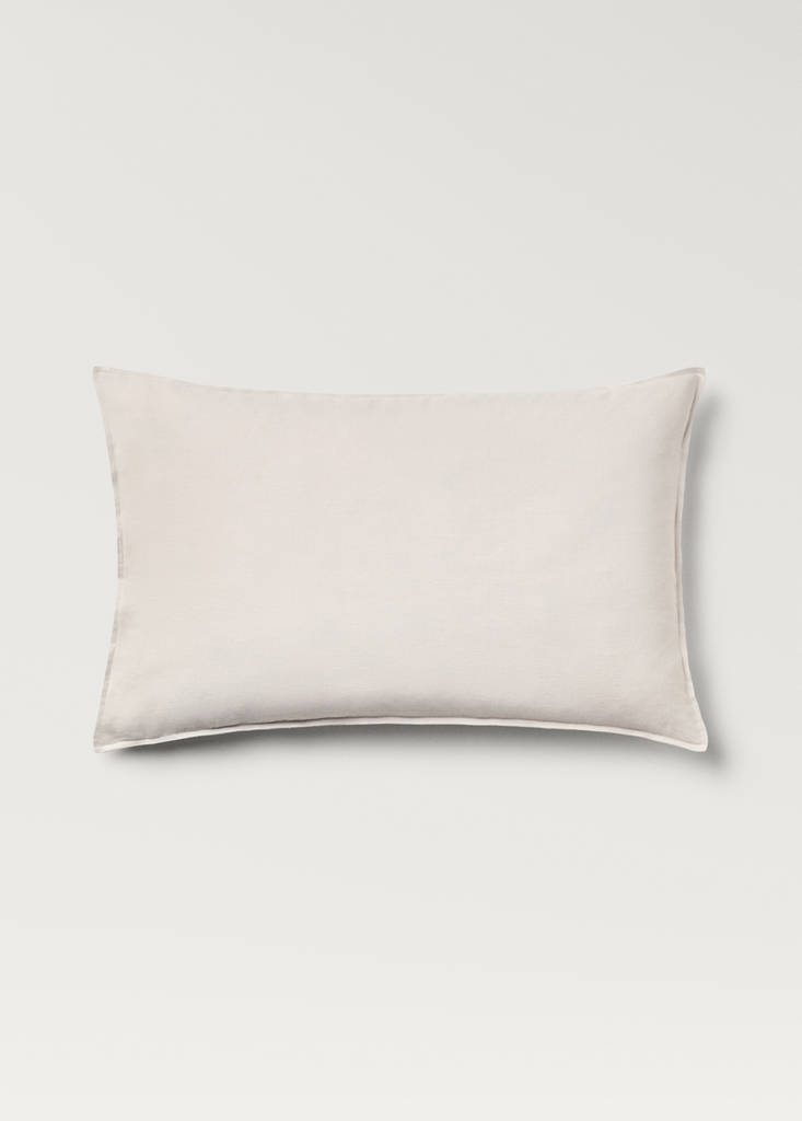 Two washed linen pillowcases 50x75 cm — Beige