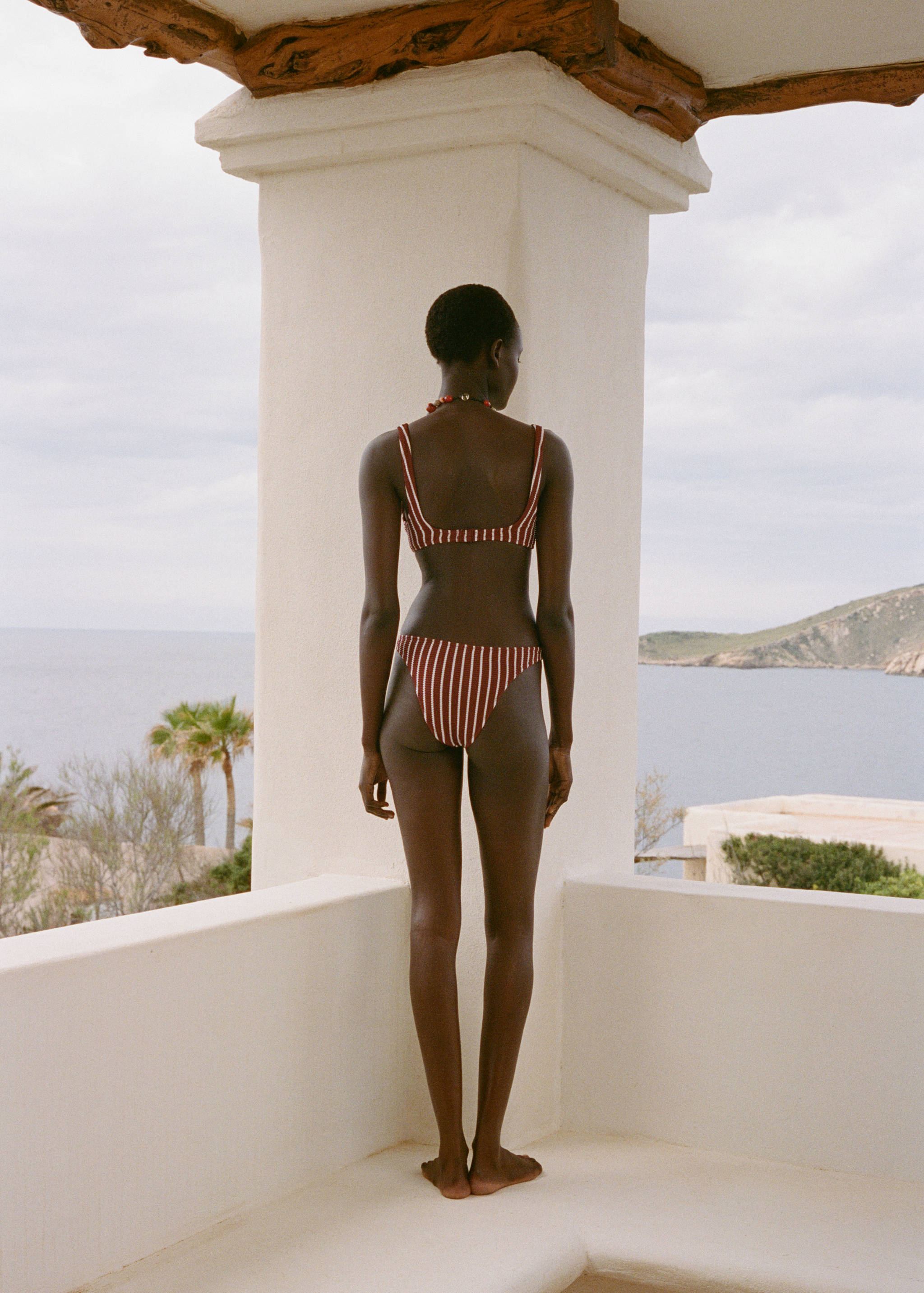 Striped ribbed bikini top - Reverse of the article