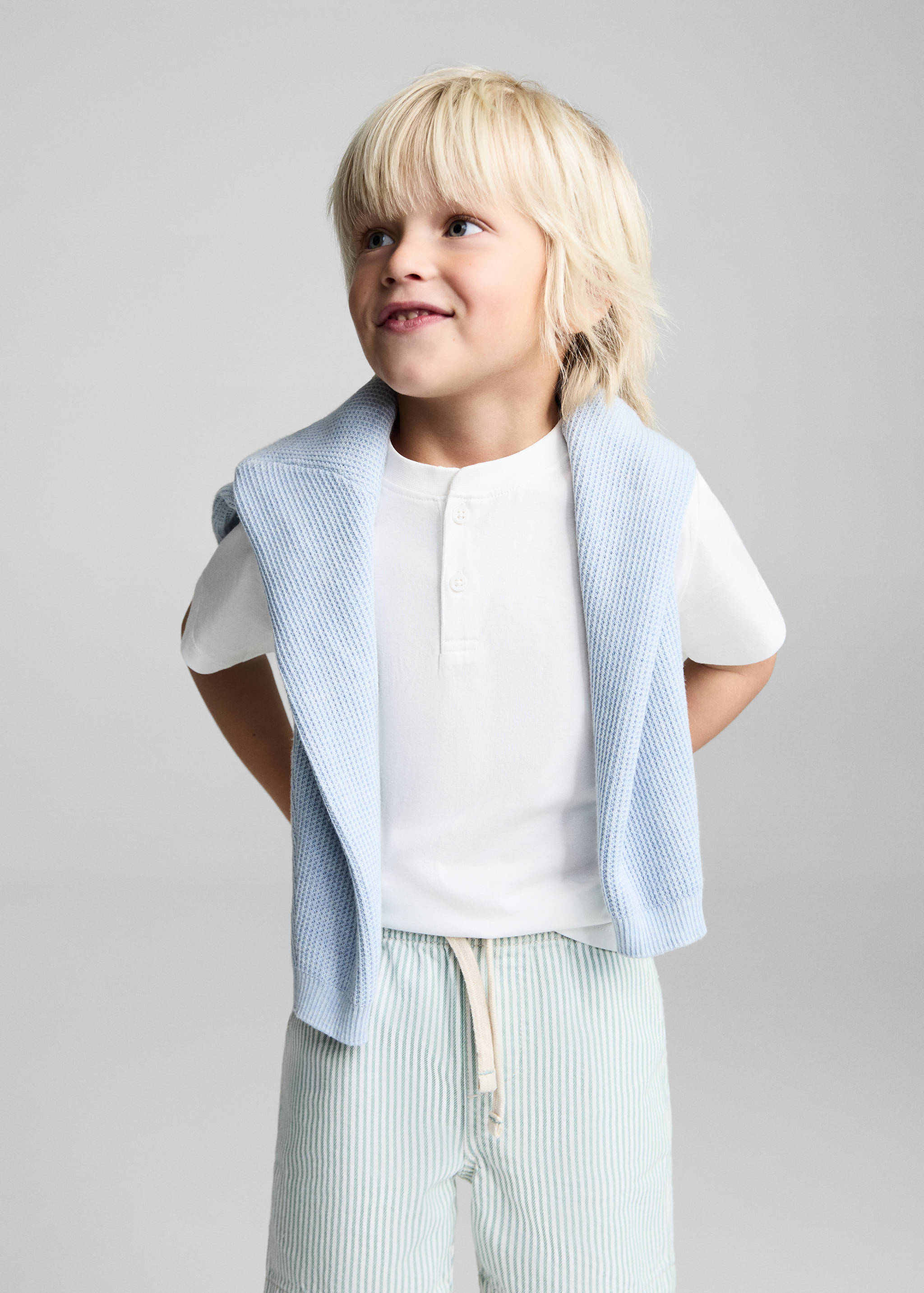 Bermuda à rayures cordon - Plan moyen