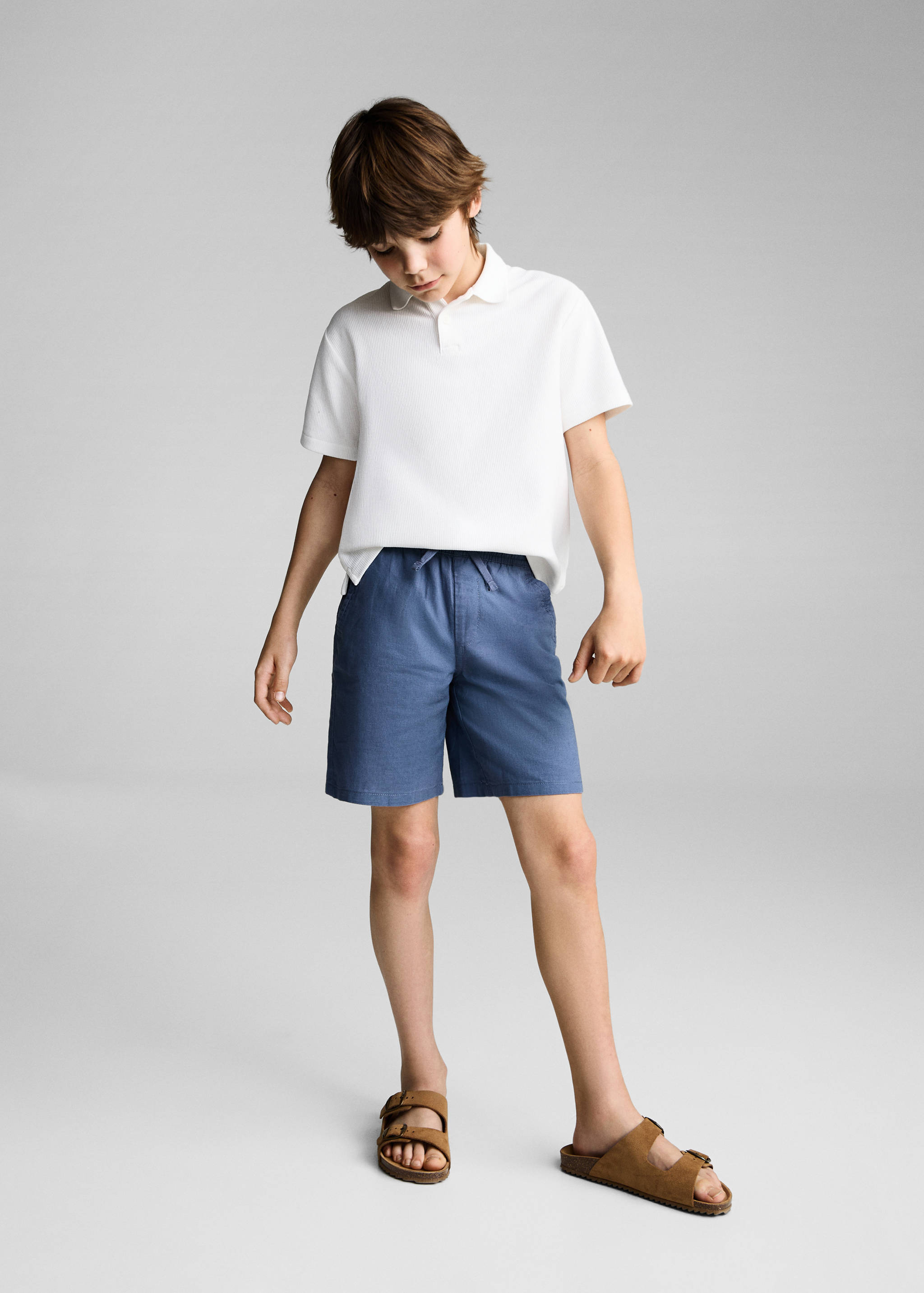 Elastic waist linen Bermuda shorts - General plane