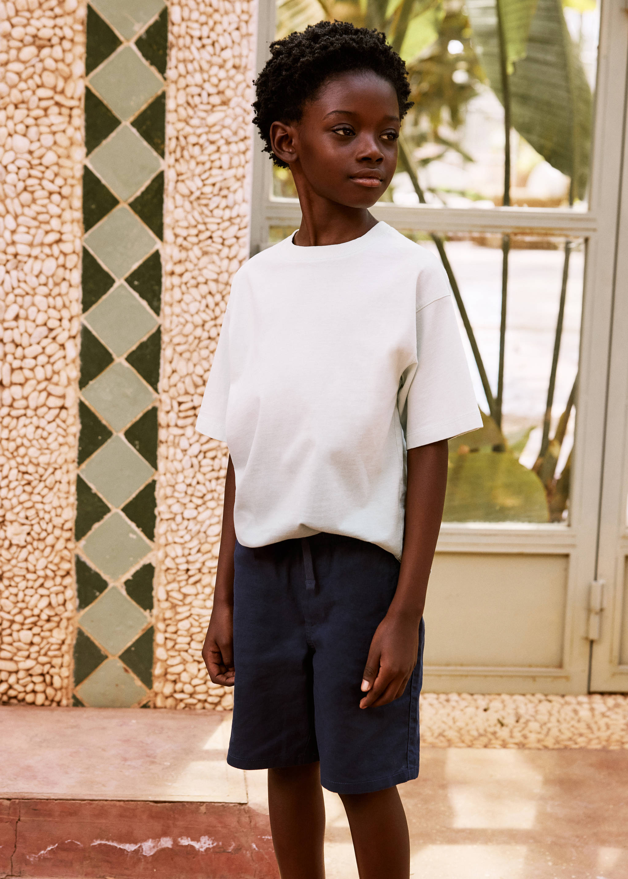 Elastic waist linen Bermuda shorts - Details of the article 5