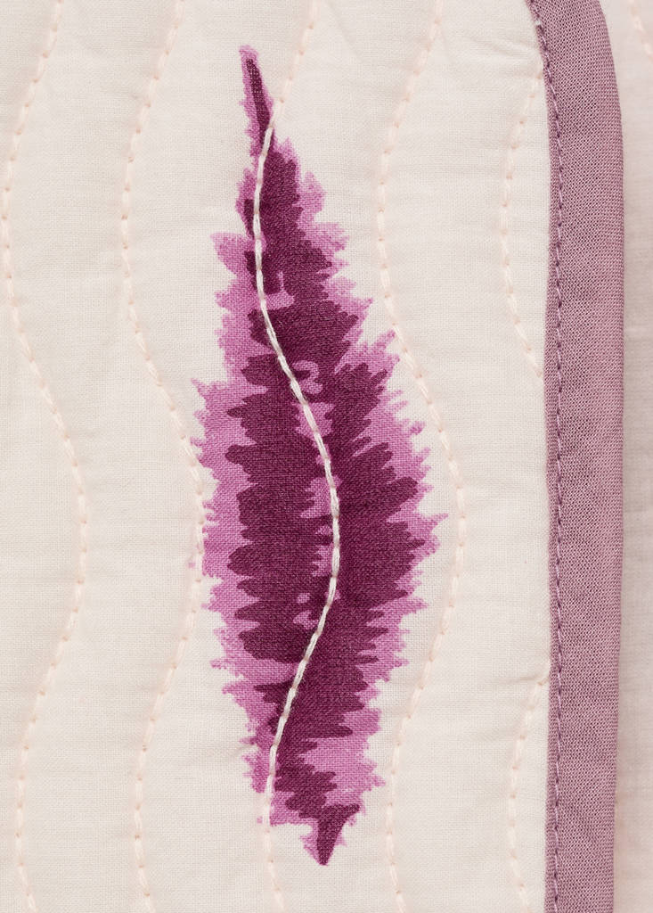 Printed quilted gilet — Pink