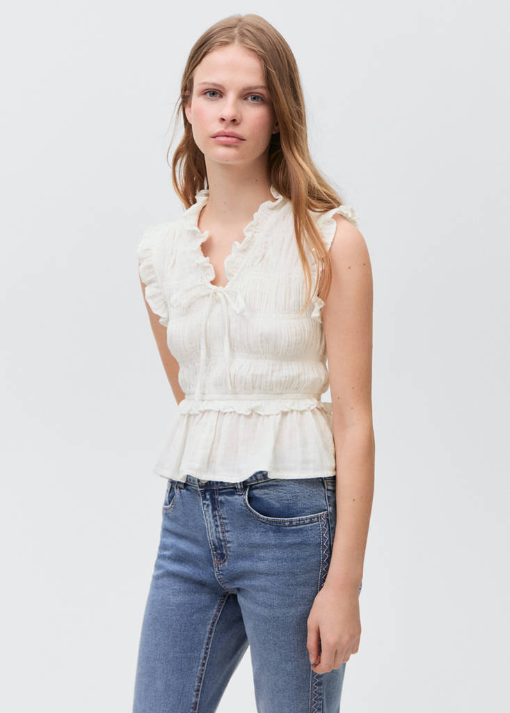 Ruffled gathered blouse — Off White