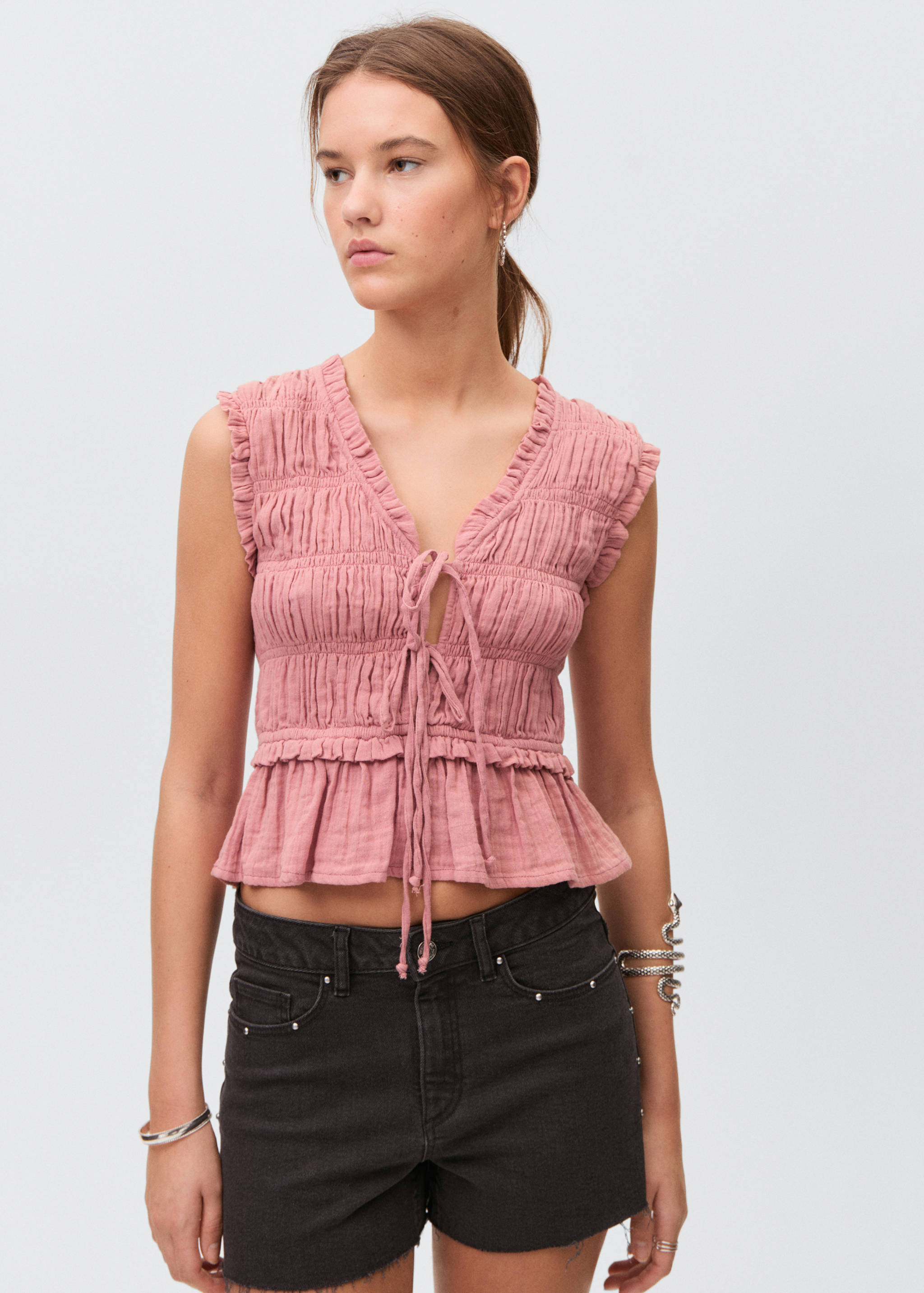 러플 개더드 블라우스 - 중간 평면도