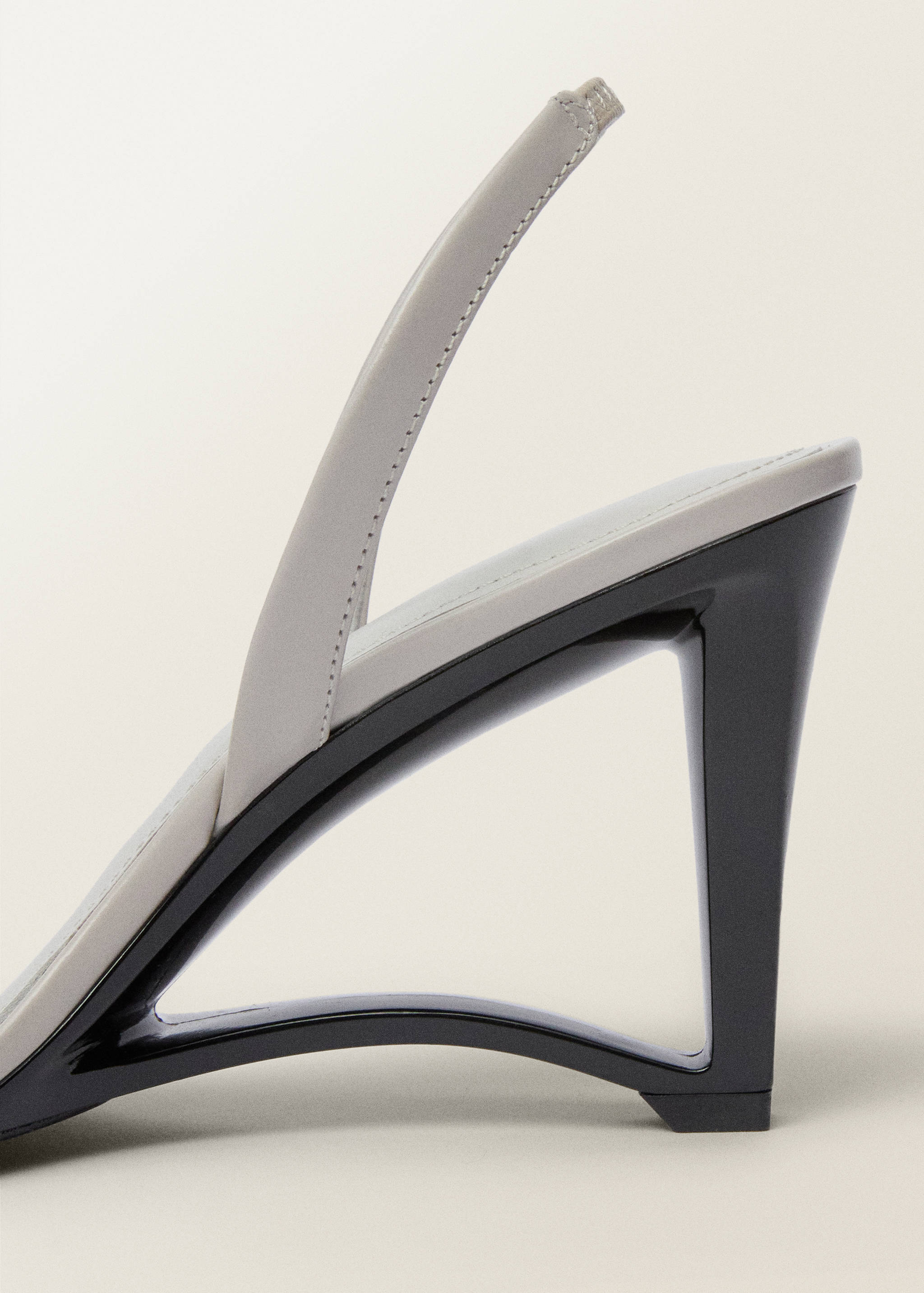 Leather wedge-heel sandals - Details of the article 1