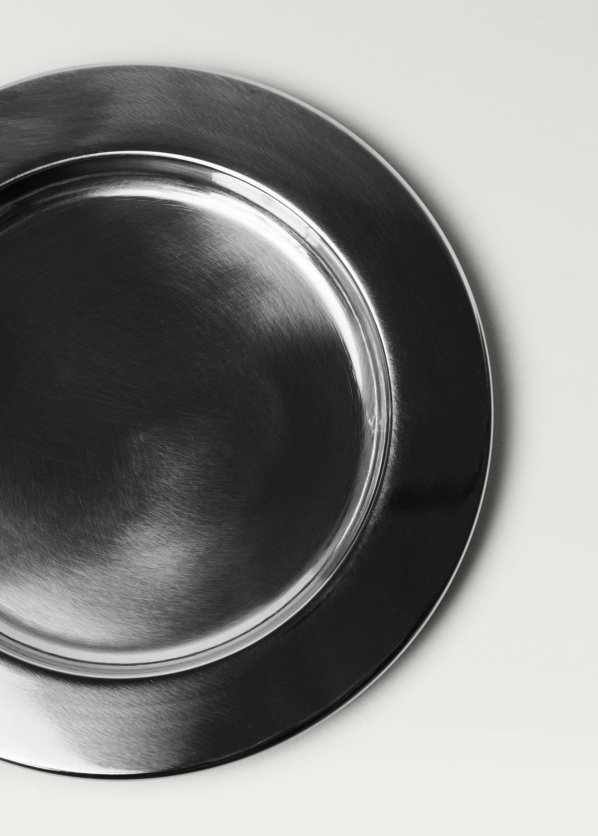 Stainless steel bread platter - Details of the article 2