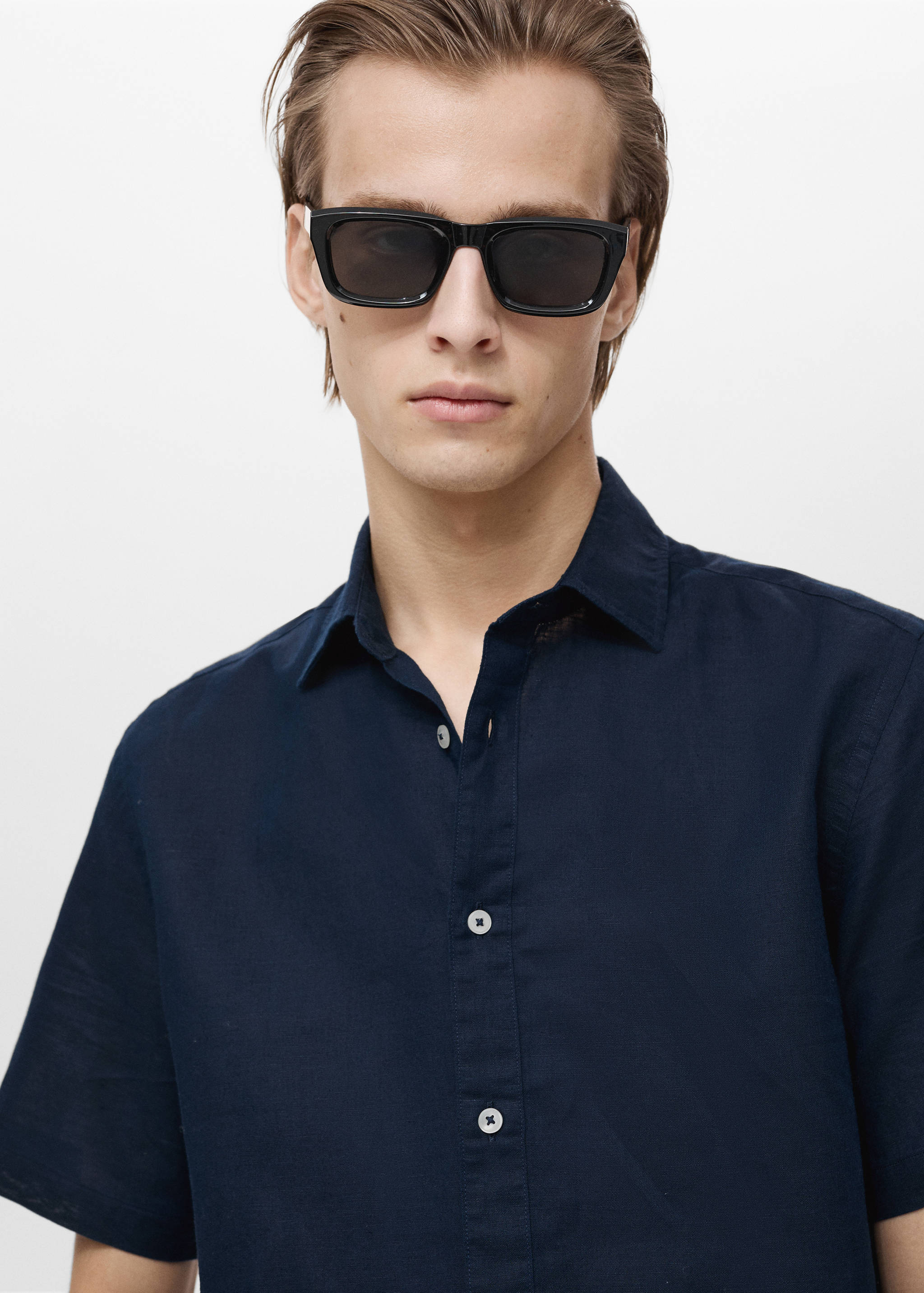 Chemise lin manches courtes - Détail de l'article 1