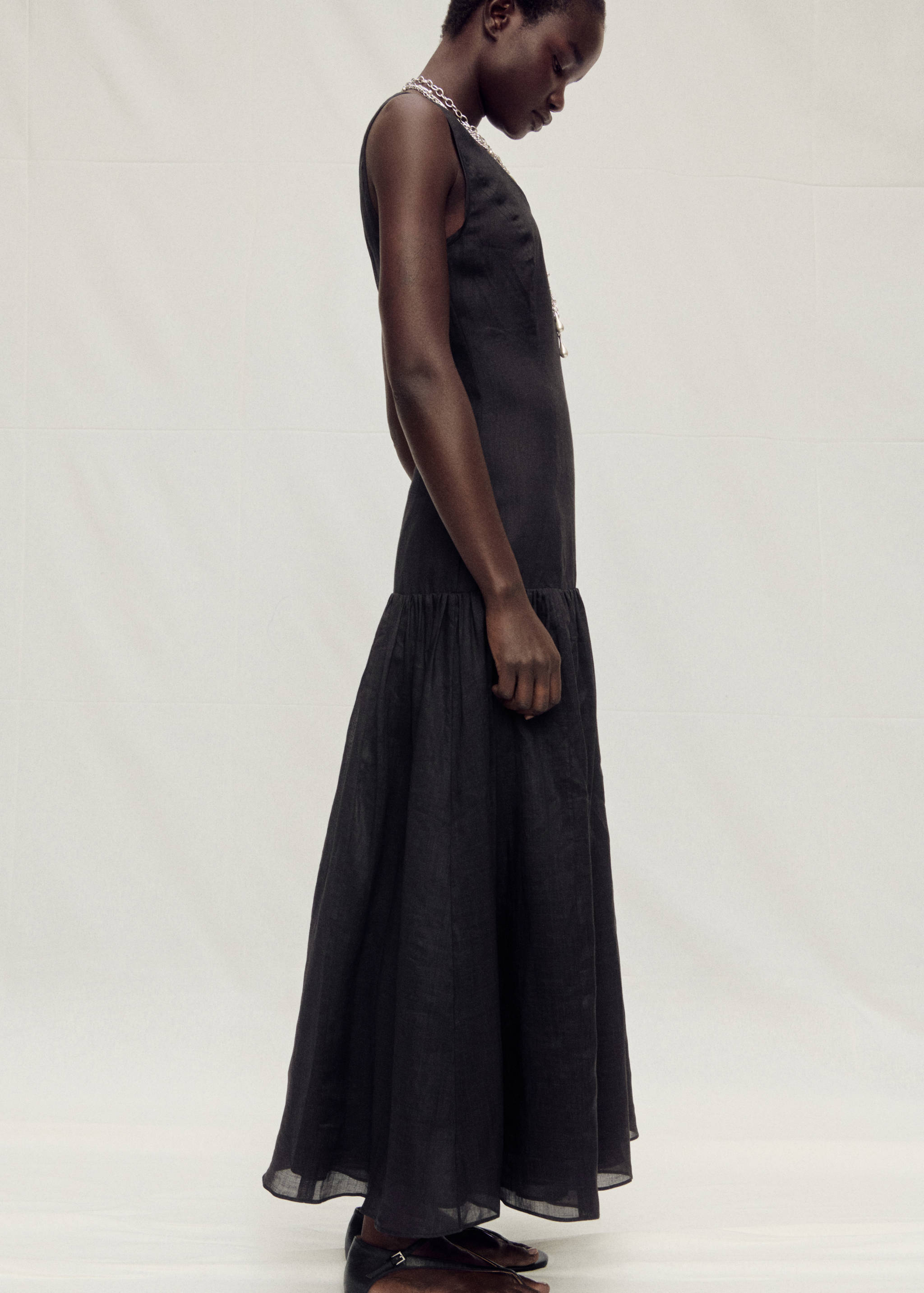 Λινό μακρύ φόρεμα με φάσα με σούρα - Λεπτομέρεια του προϊόντος 2