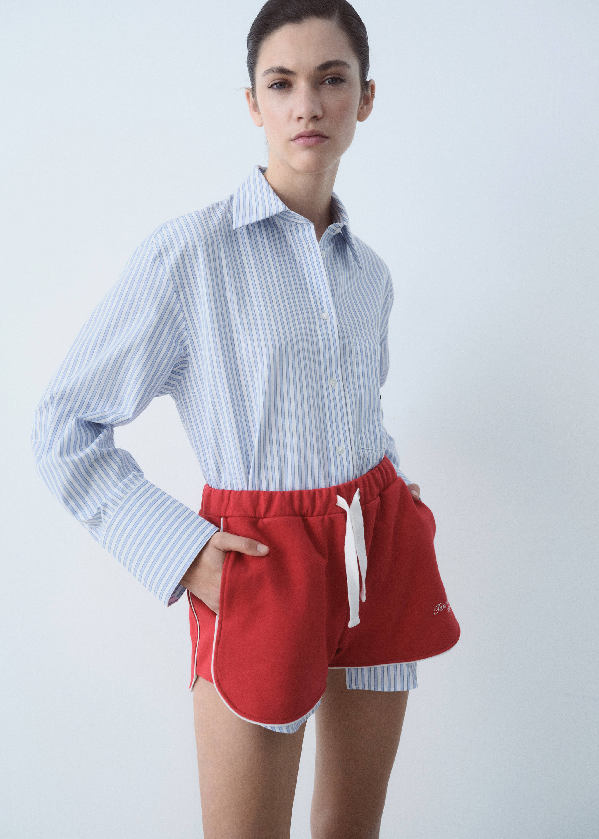 Shorts algodón mensaje estampado - Plano medio