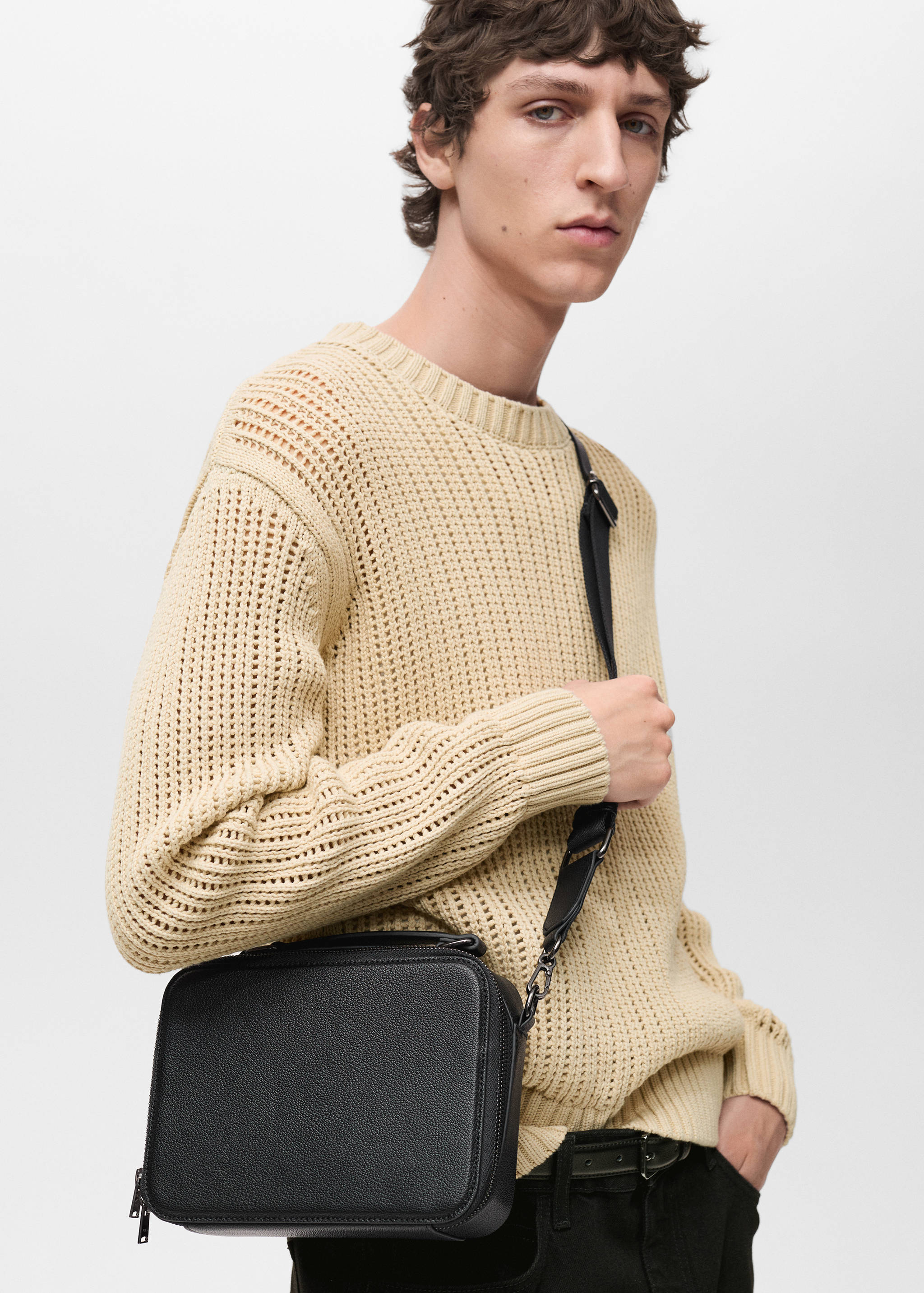 Bolso estilo maletín - Plano general