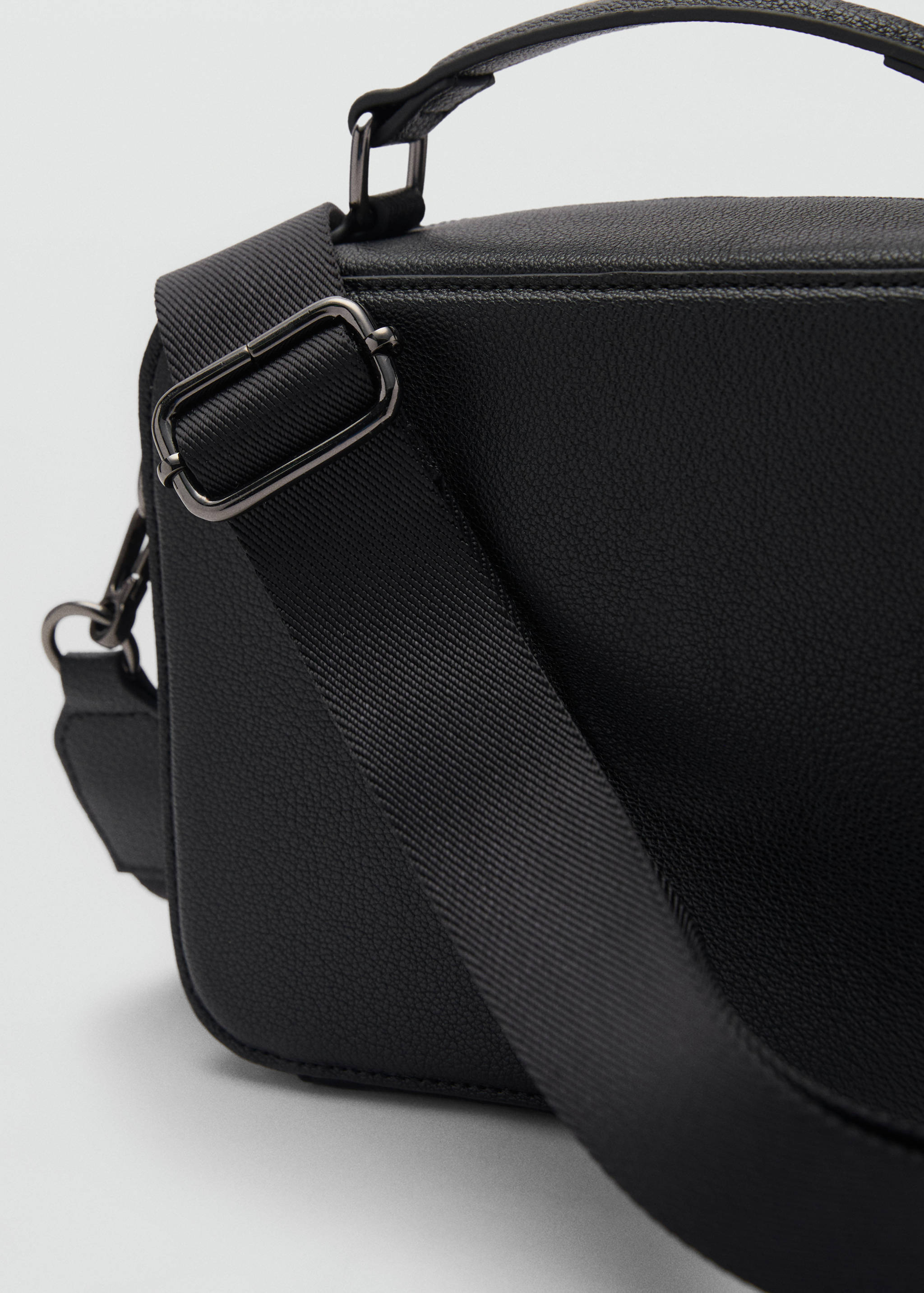 Bolso estilo maletín - Detalle del artículo 1